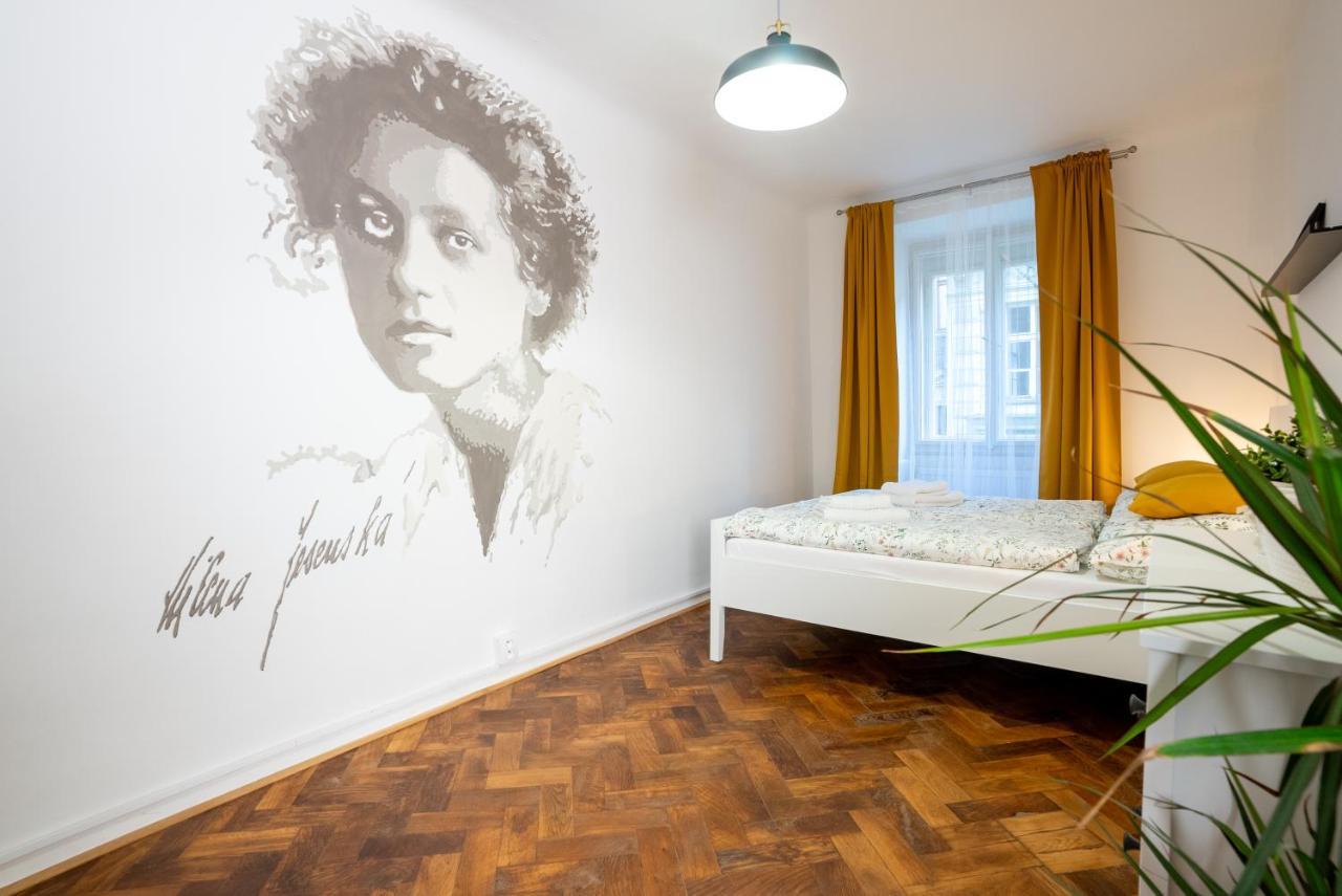 White Wolf House & * Prag