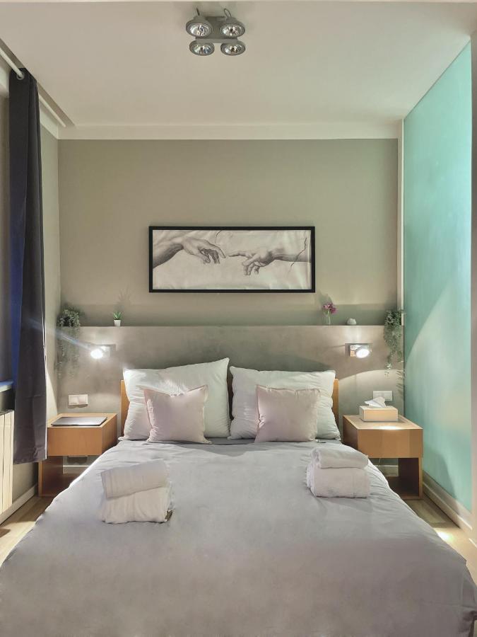 Luxury Beautiful Spacious In Perfect Location Apartment Prag