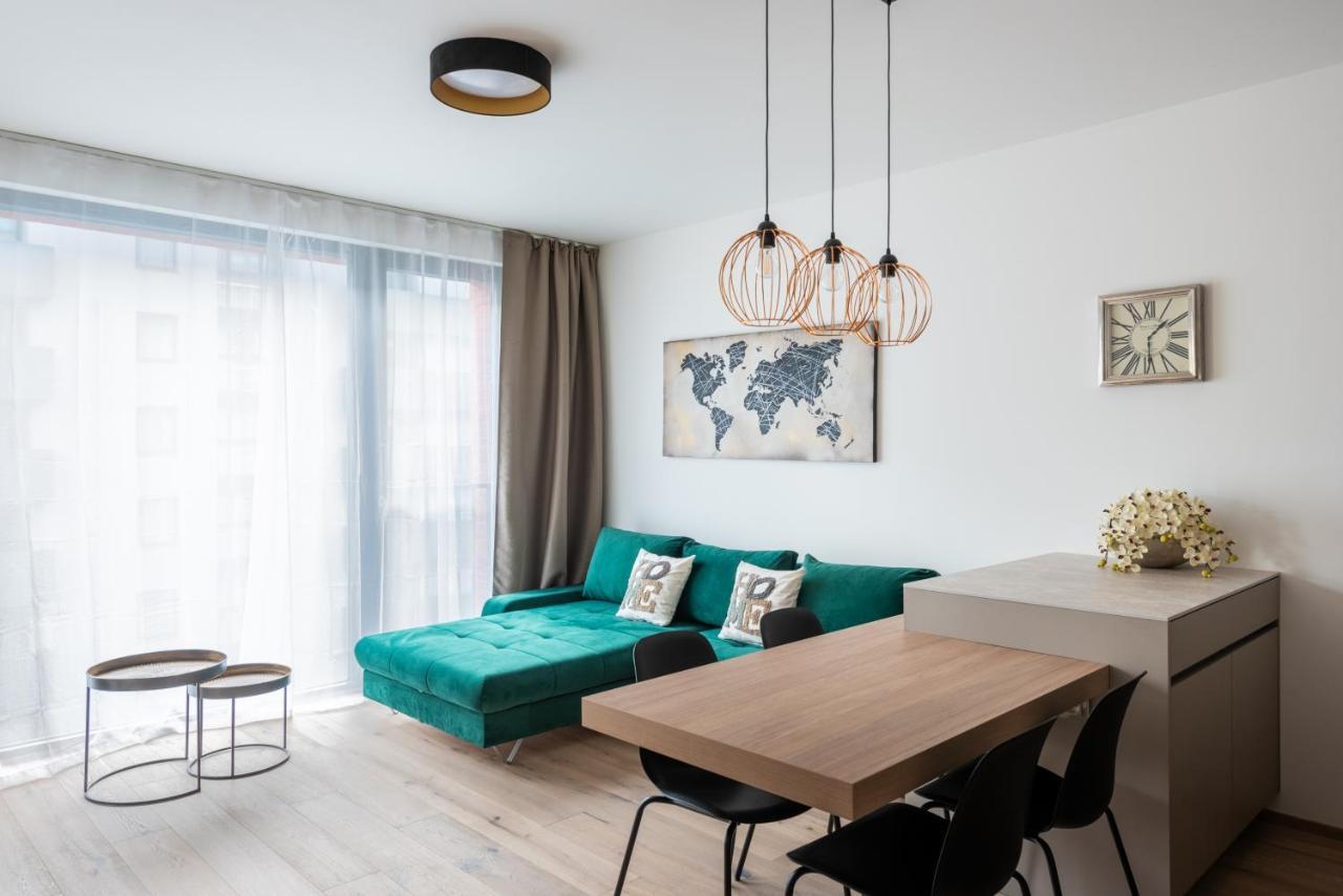 Jay Apartment
