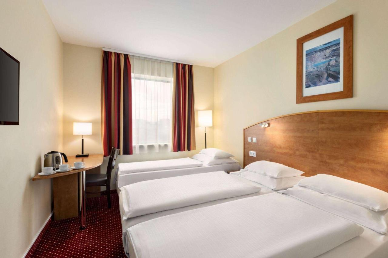 Hotel Amedia Express Prague, Trademark Collection By Wyndham