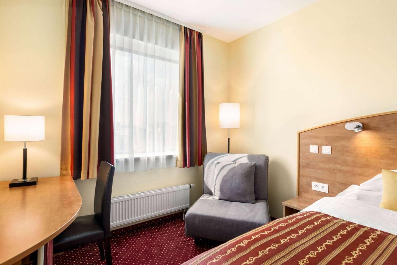 Amedia Express Prague, Trademark Collection By Wyndham Hotel 3*