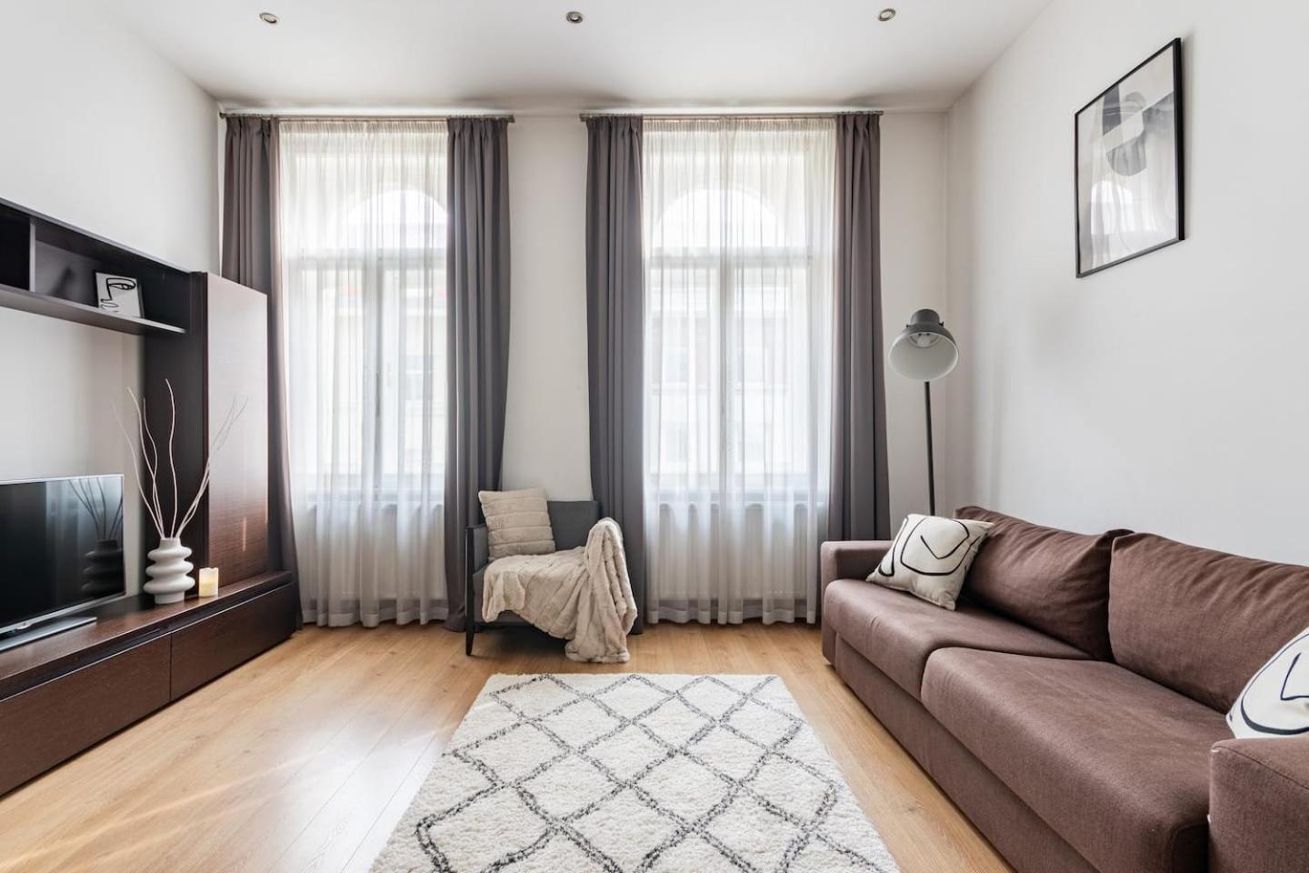 Place Of Grace - 50 Meters From Dancing House Praha