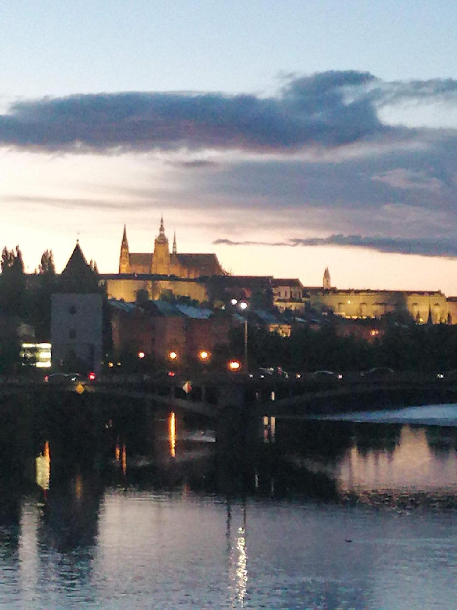 Lejlighed Valentinka Minutes Away From Charles Bridge Prag