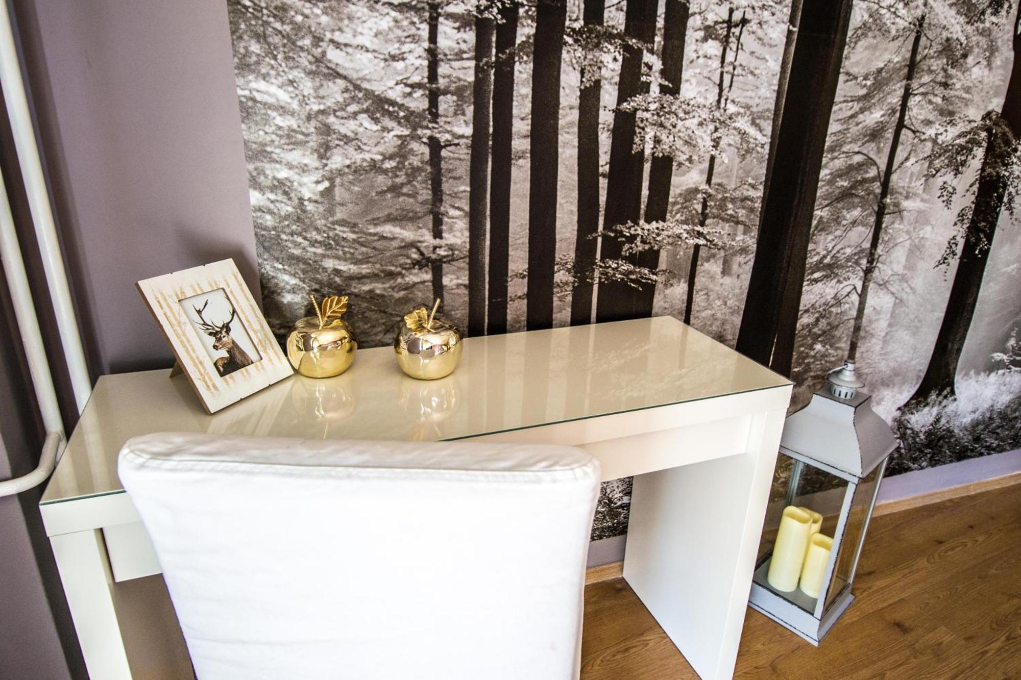 Main Square Sauna And Fireplace Apartment
