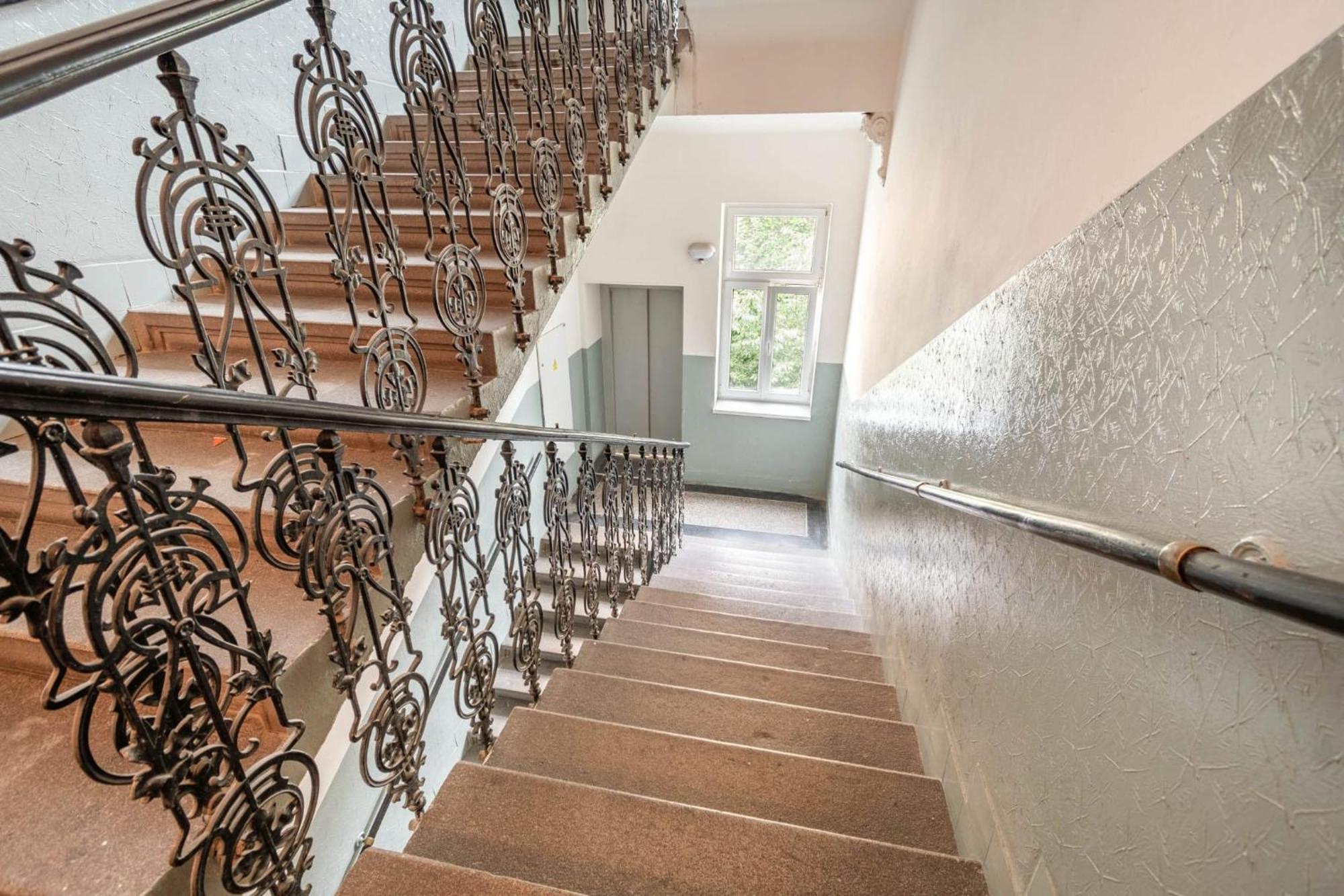 7th Heaven Close To Metro And Center * Prag