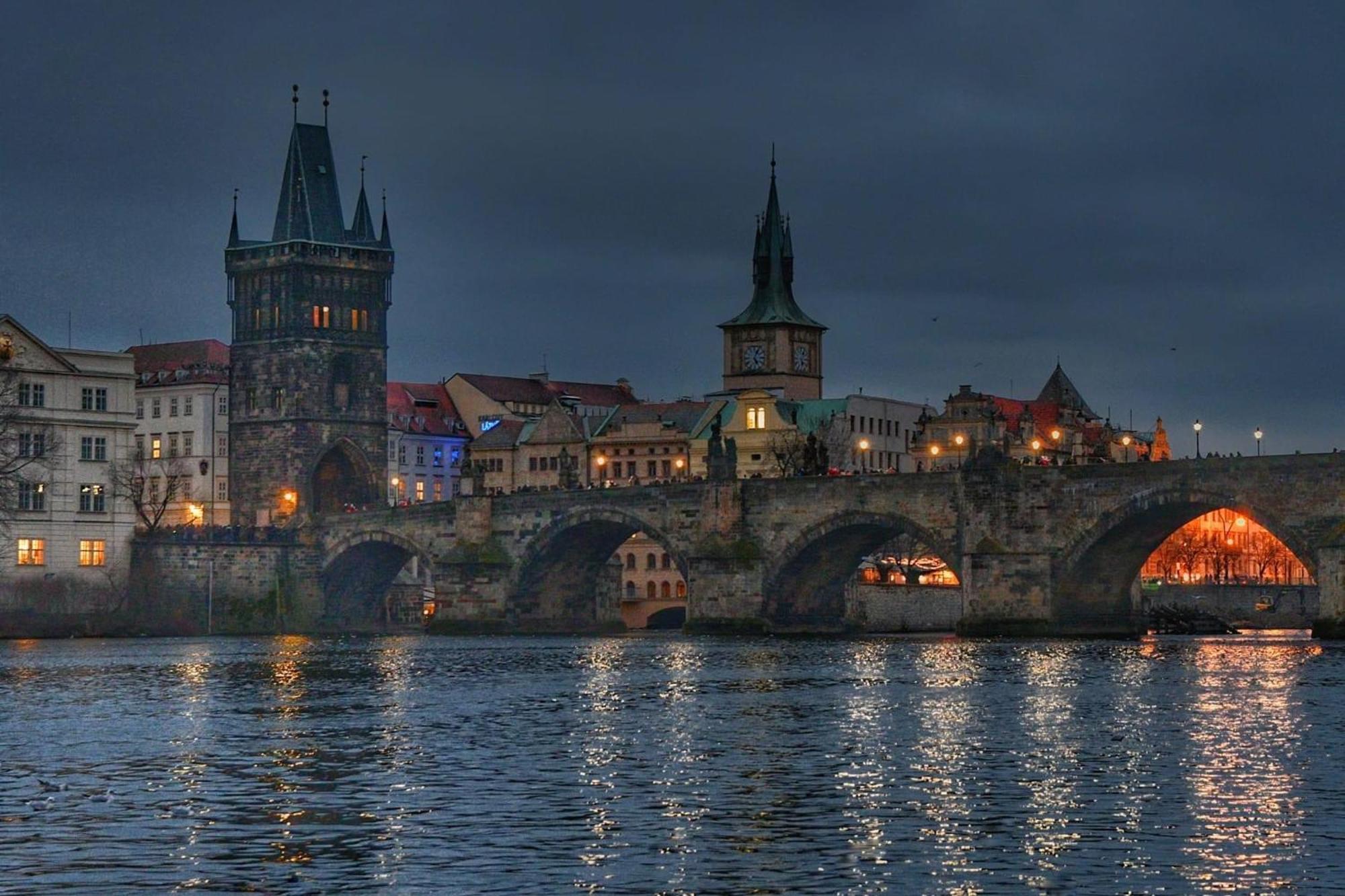 Center Of 369 * Prag