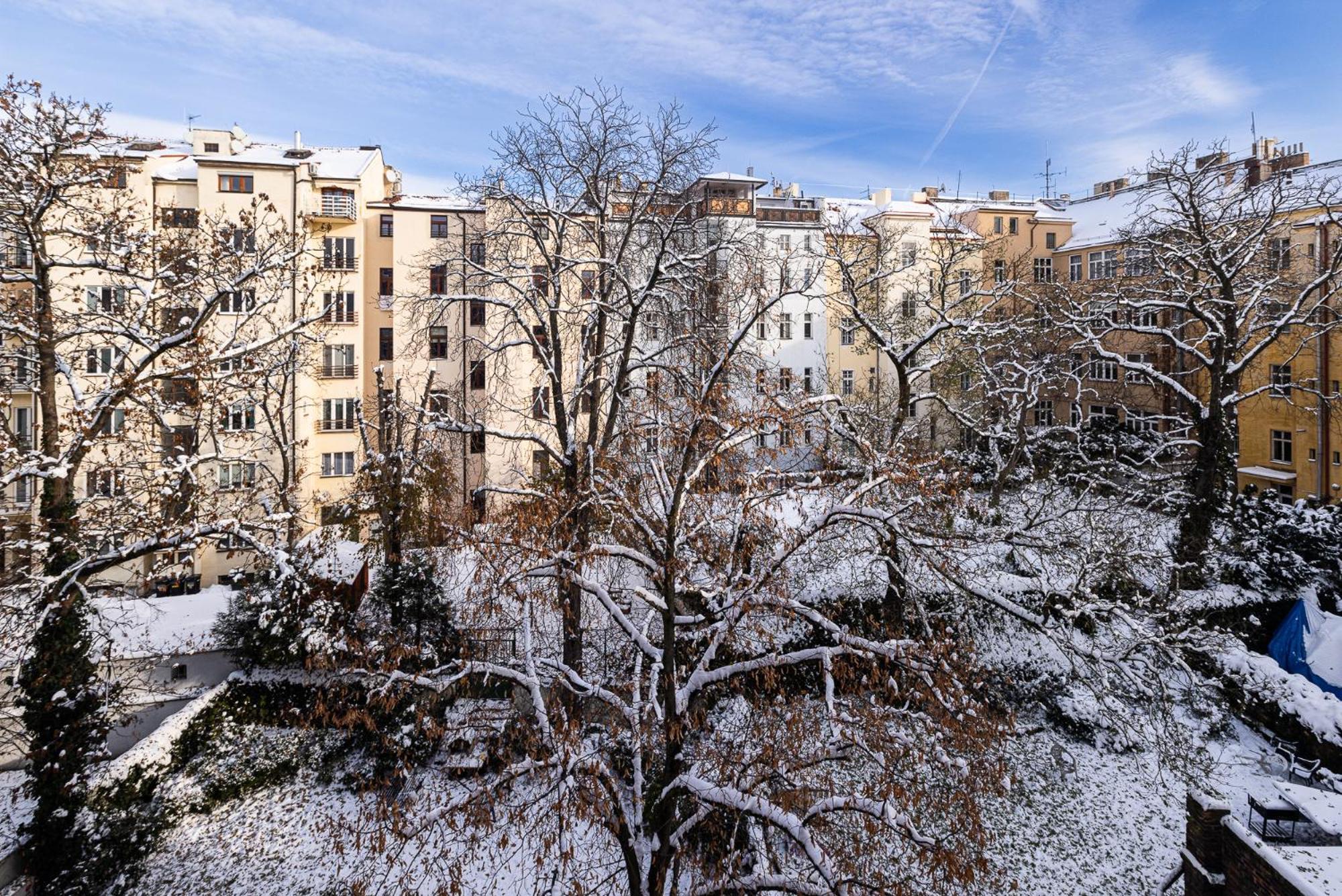 Big 2bds - Belgicka Apartmán *