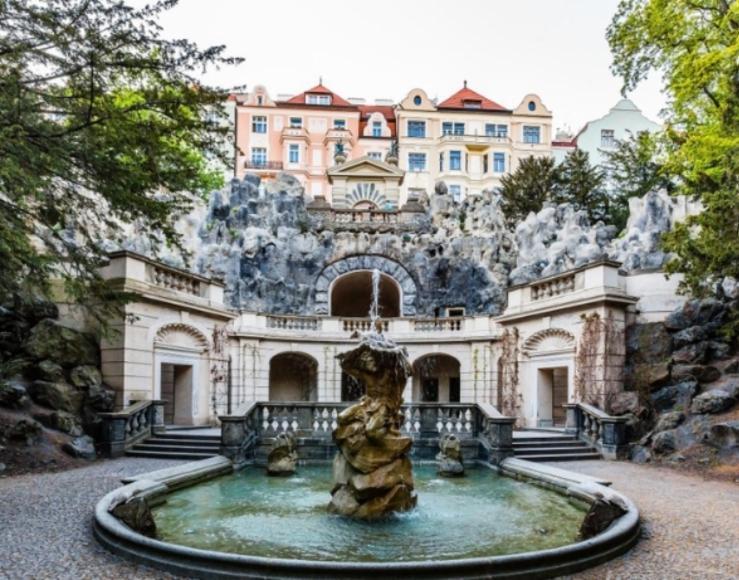 Claris Prag