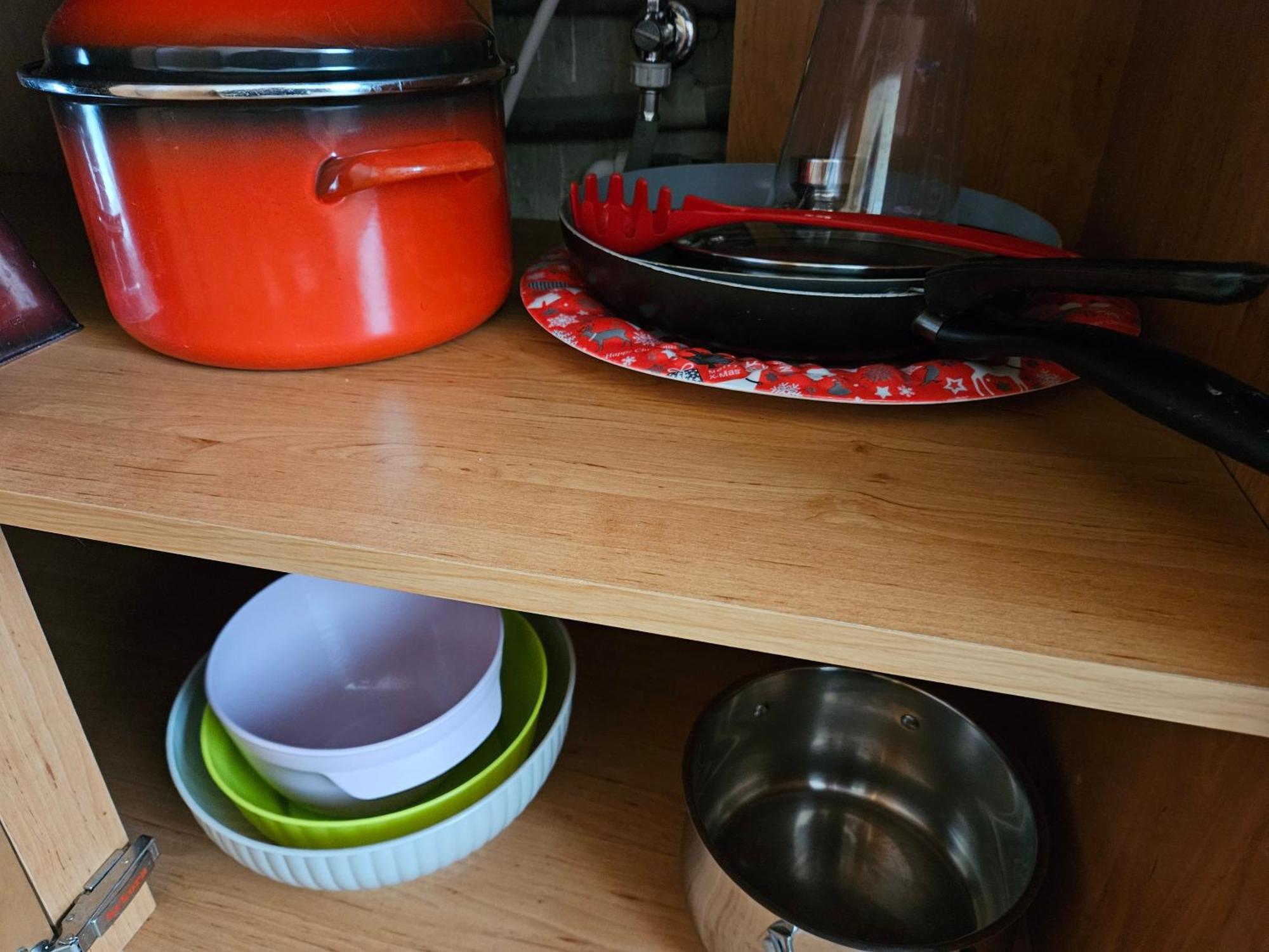 Apartmán Family For 6, 10mins To Centre, Free Parking, Quiet Location, New Furniture, Balcony *
