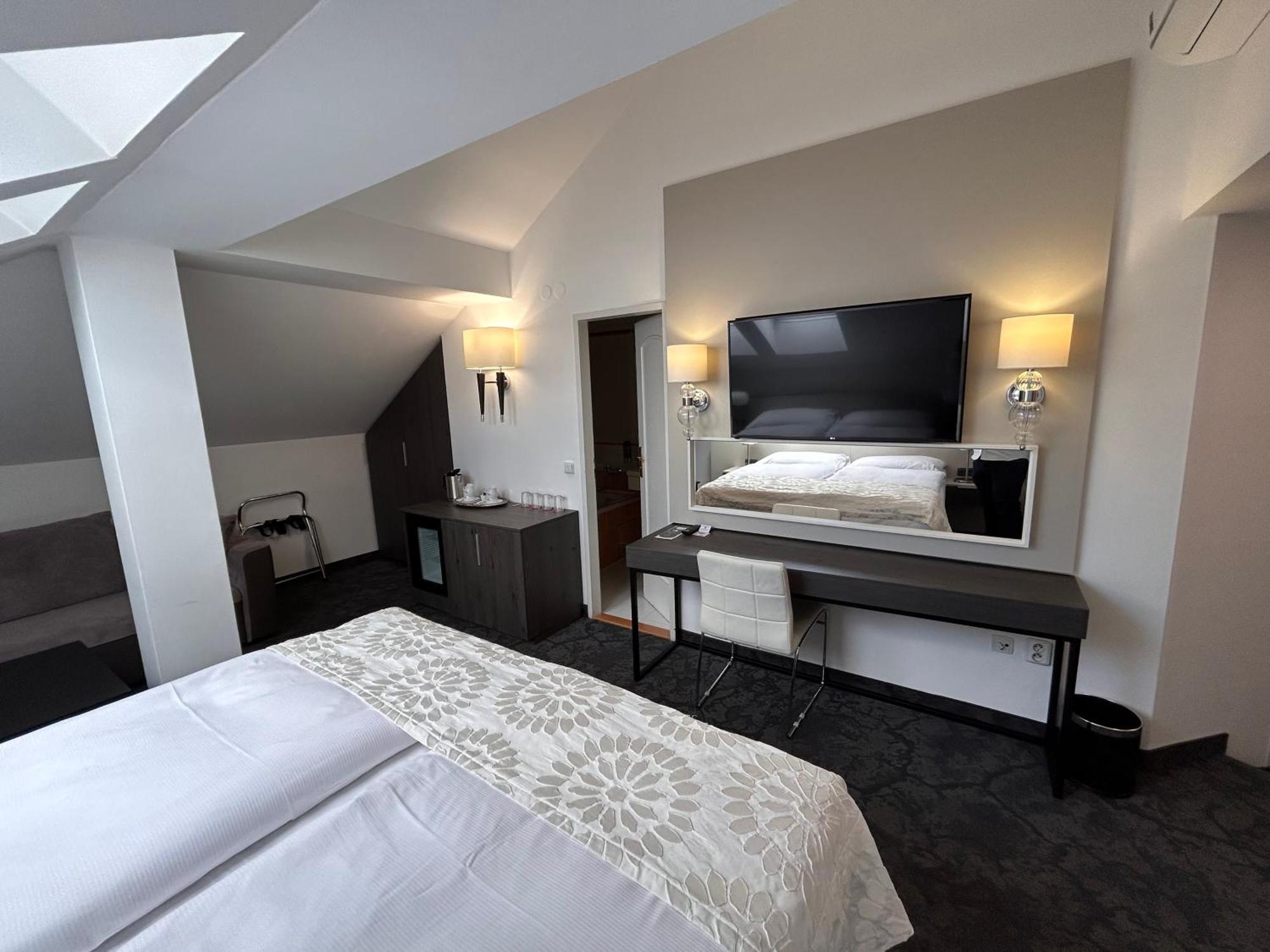 Machova 3* Prag