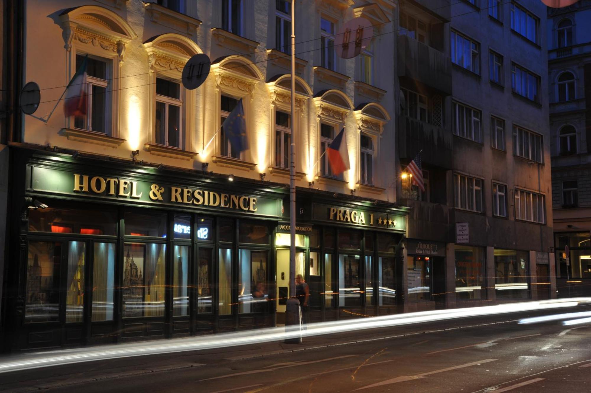Hotell 1 4*