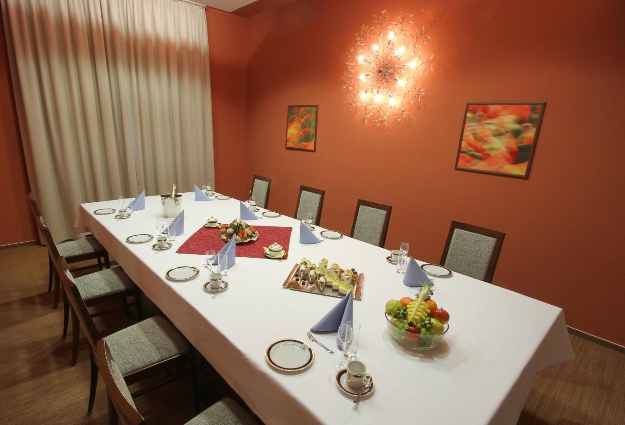 Hotel Dap 3*