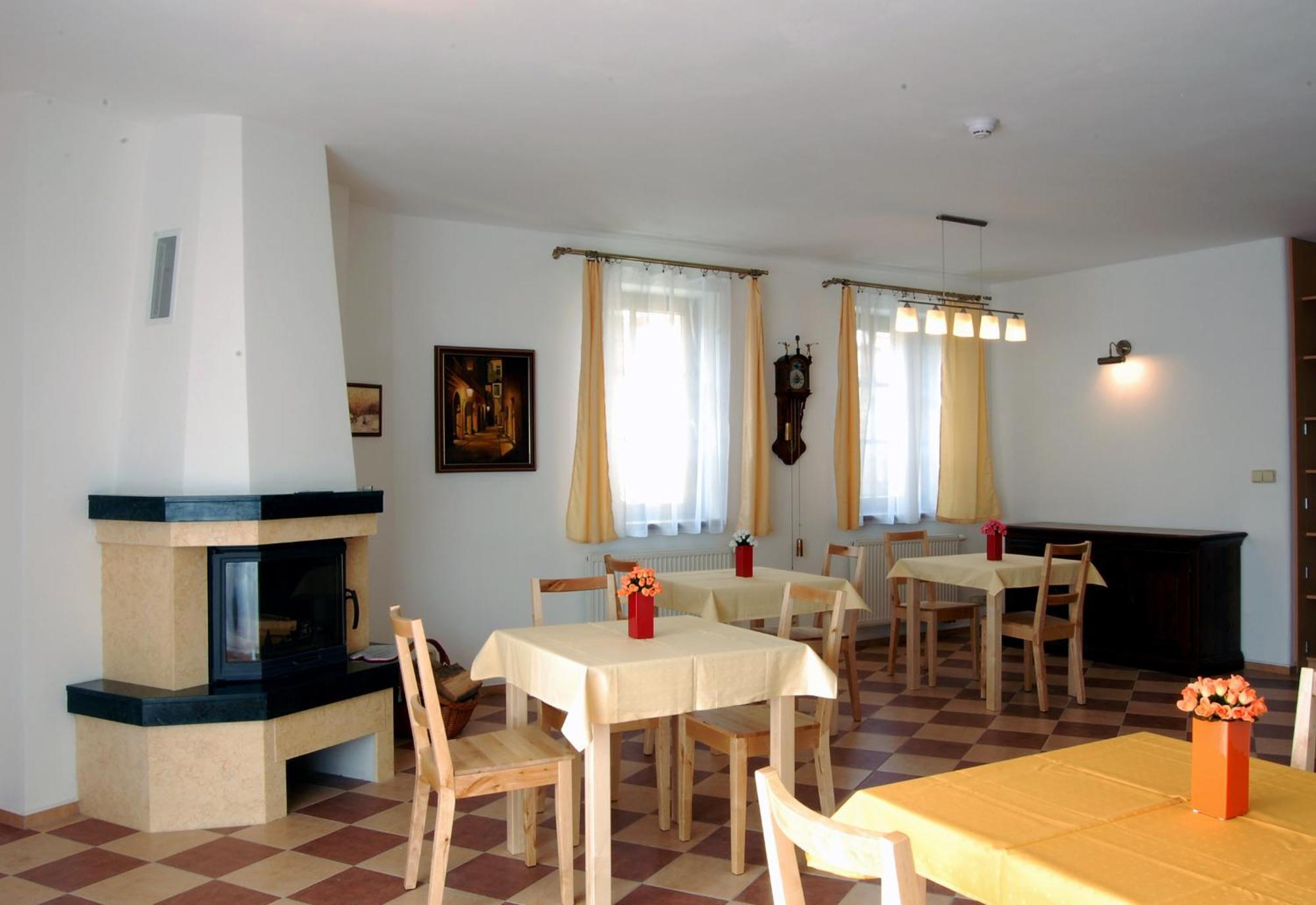 Pensionat Camp Prager 2*