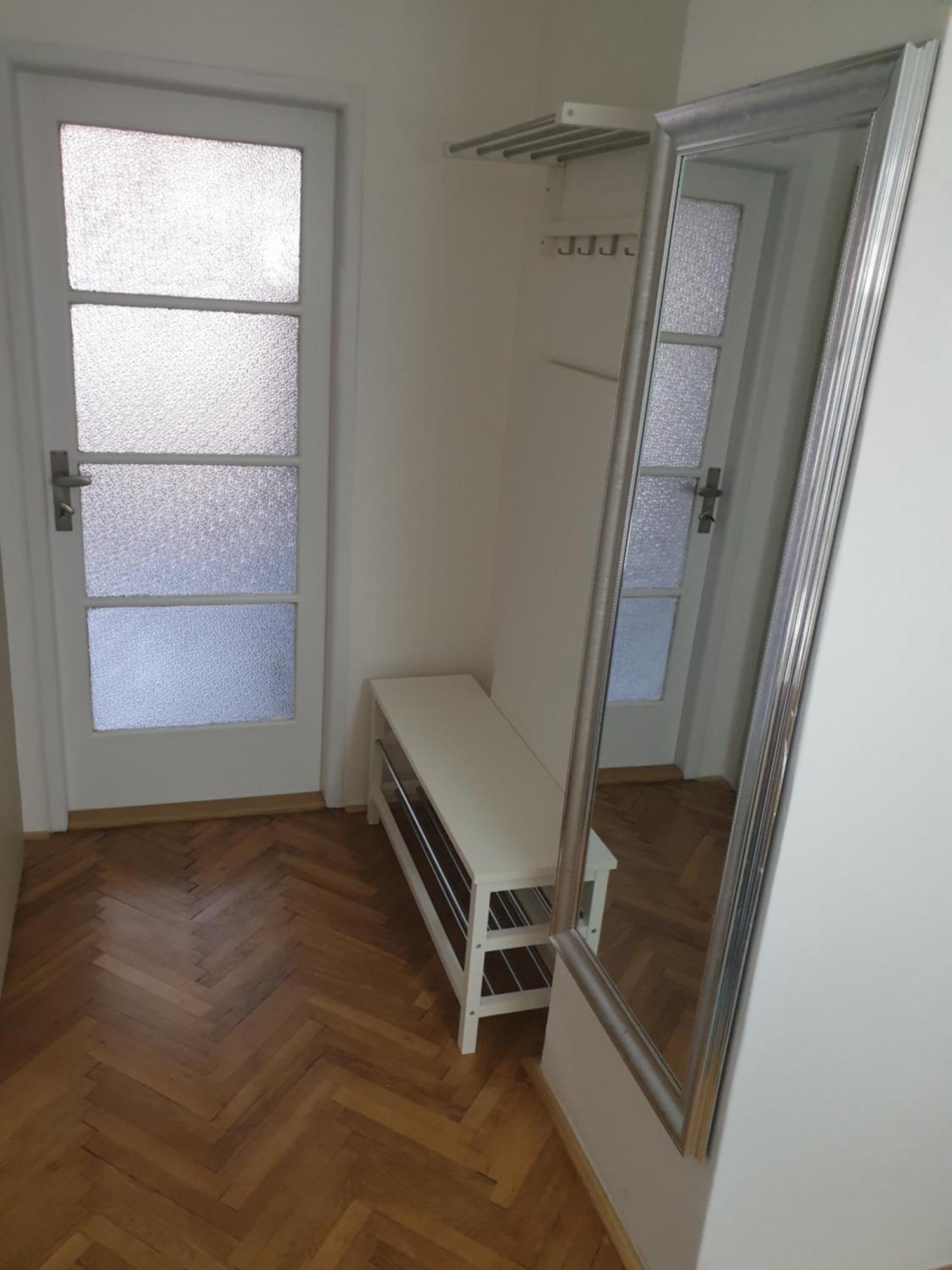 Apartment Newly Refurbished Prag