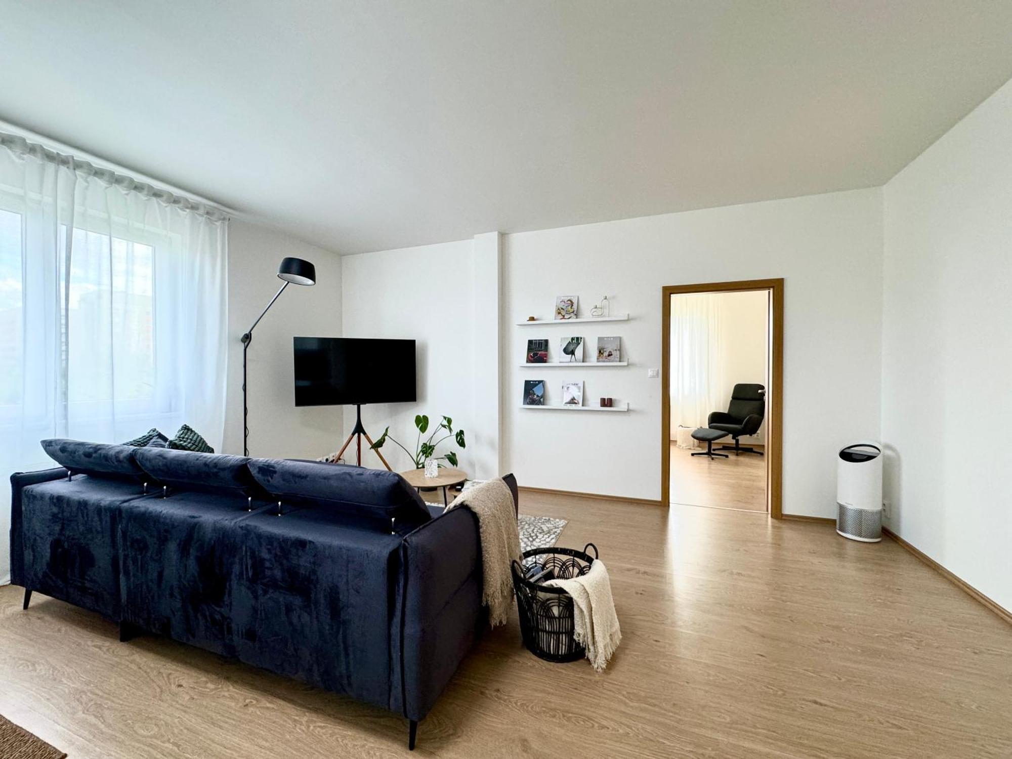 96m2 Designer Apartment, Free Garage Parking * Prag