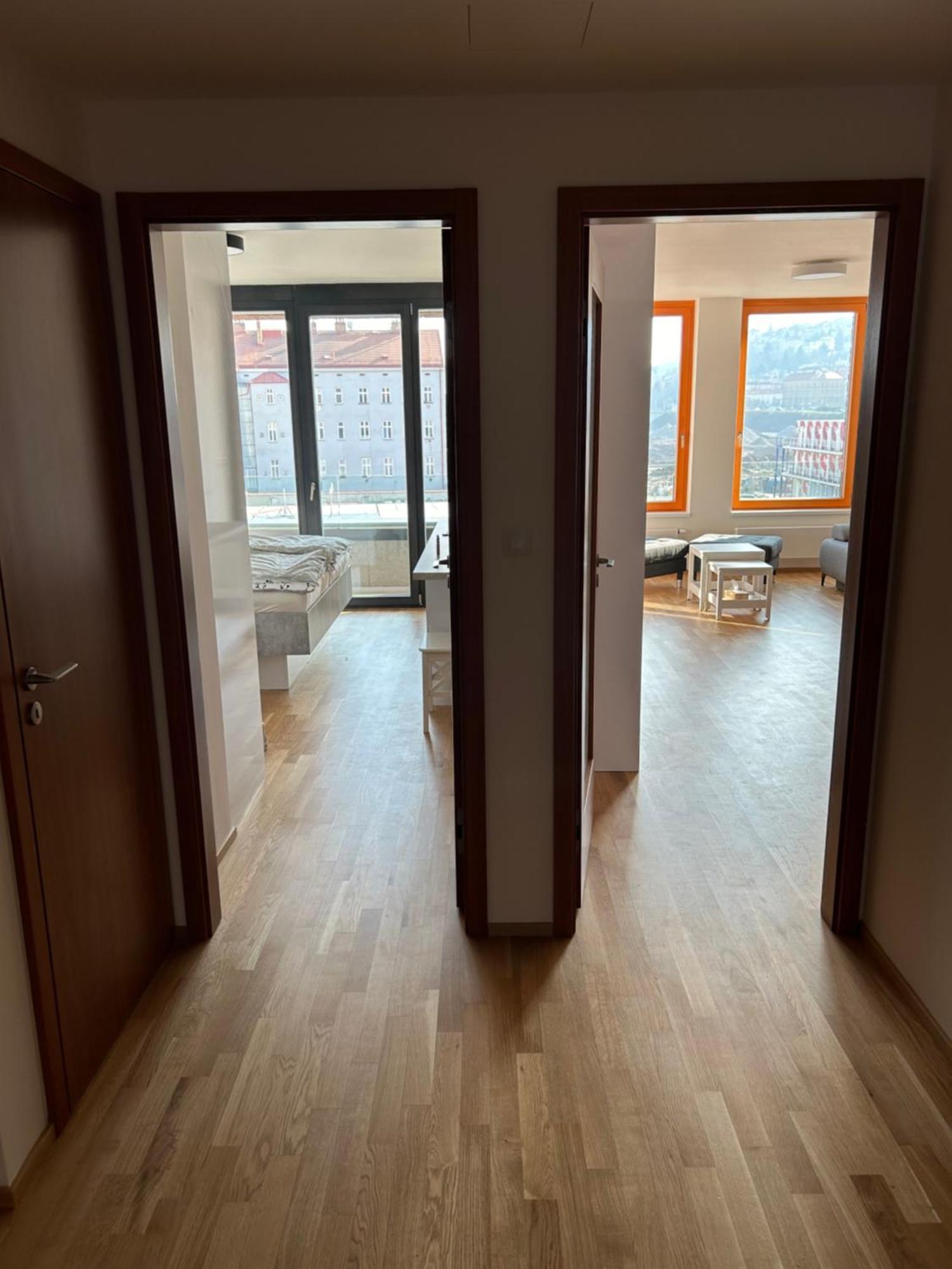 Smichov Andel Apartment