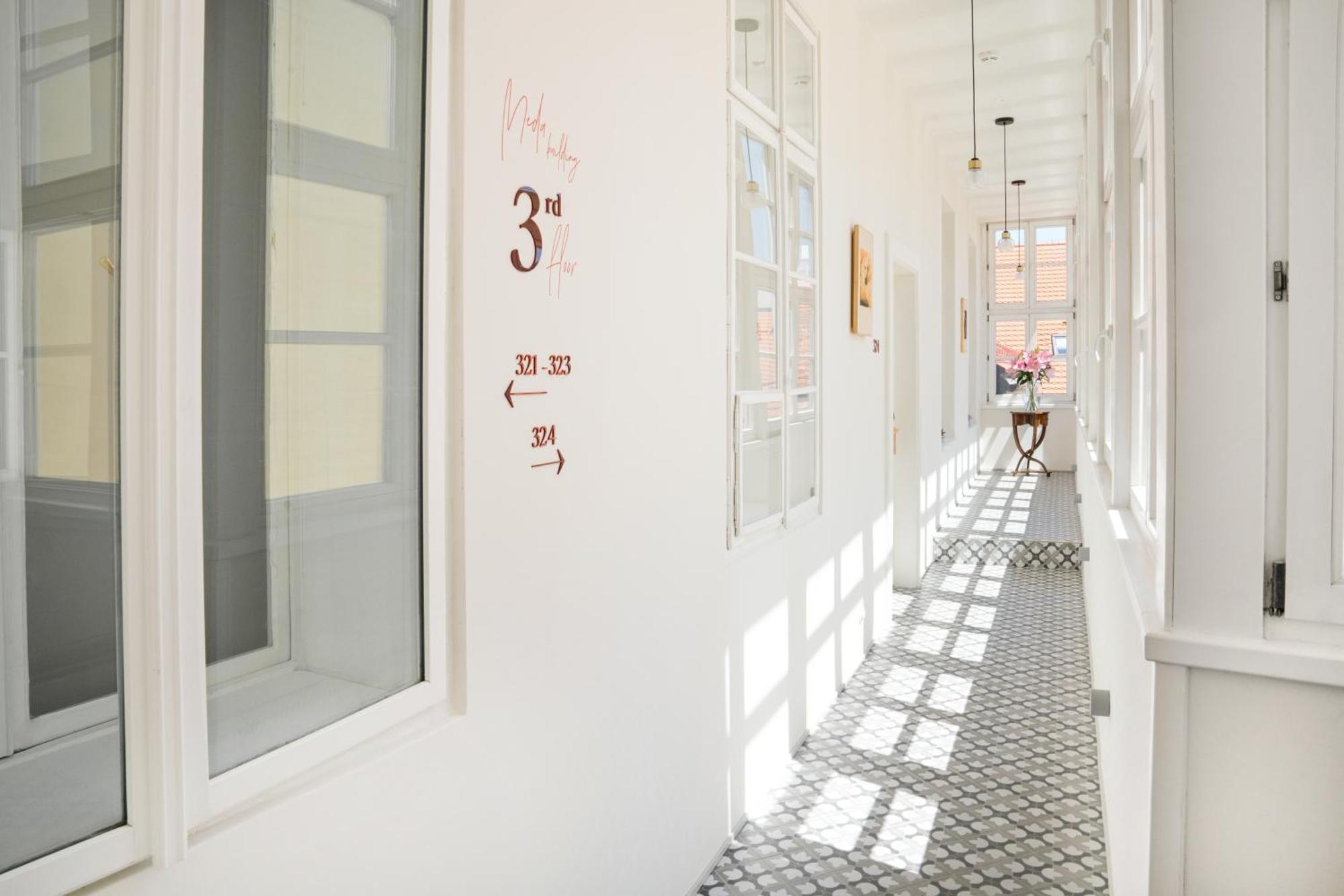 Bookquet Hotel