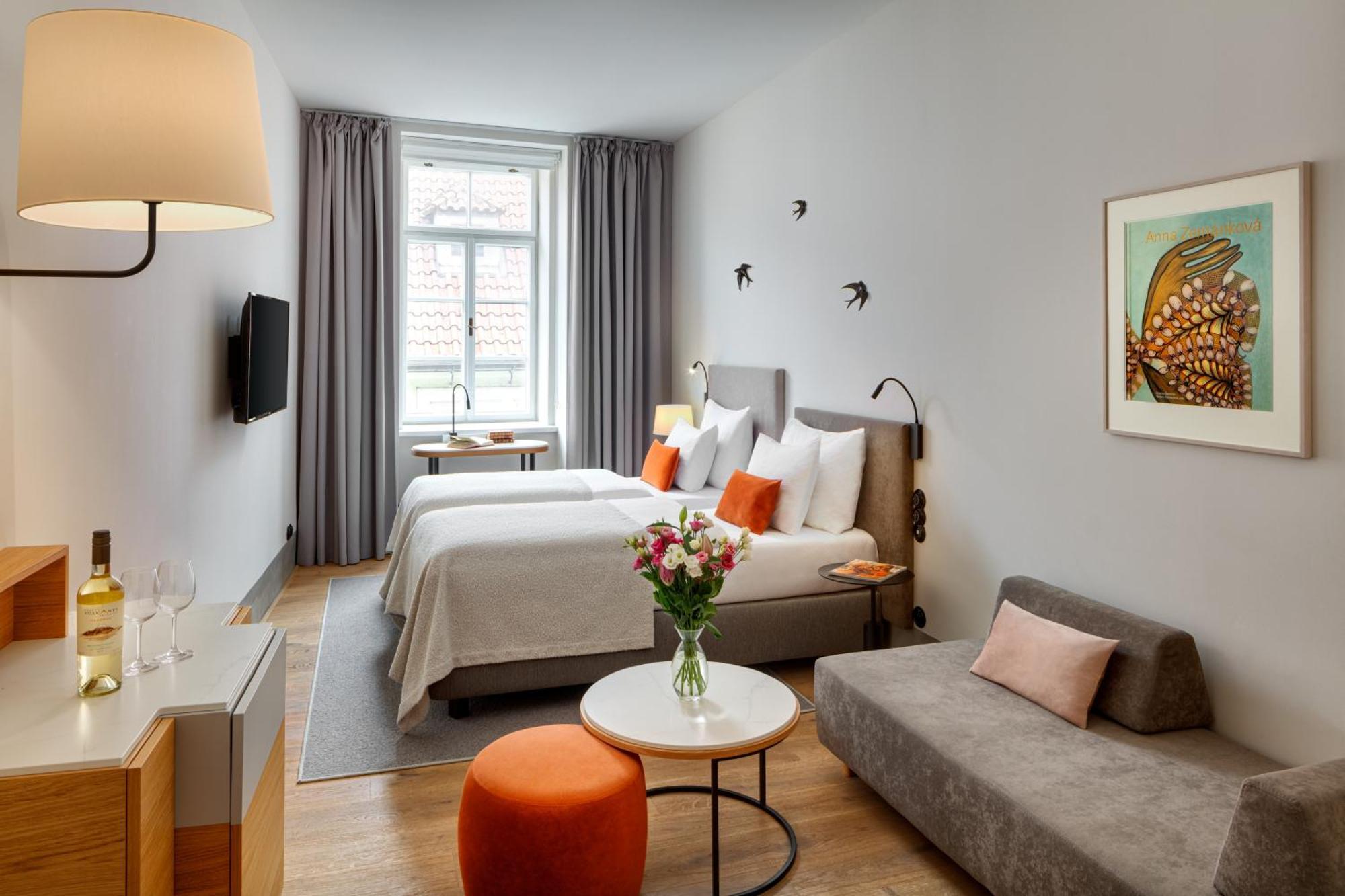 Bookquet Hotel