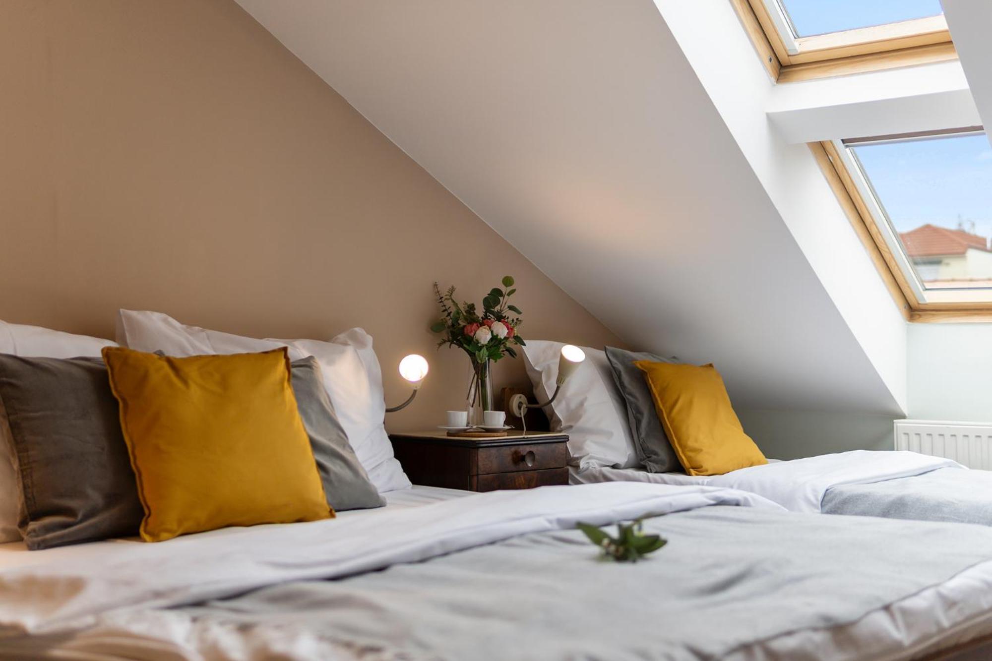 Vintage Apts In Heart Of By Michal&friends Apartment *