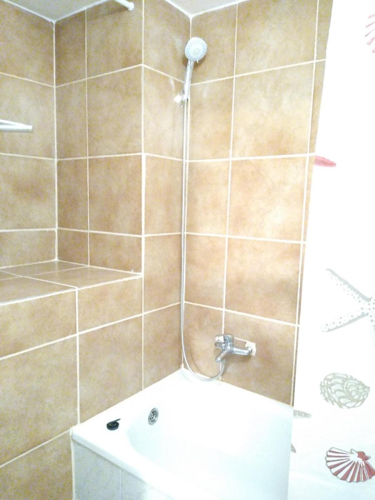 Basic Underground Next To The Center - Tram Line, Cool Local Area Apartment *