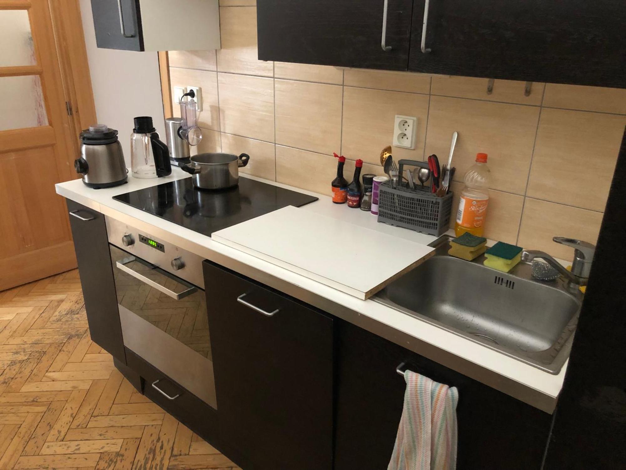 Bedroom In The Heart Of The Centre Of The Rum i privatbostad Prag