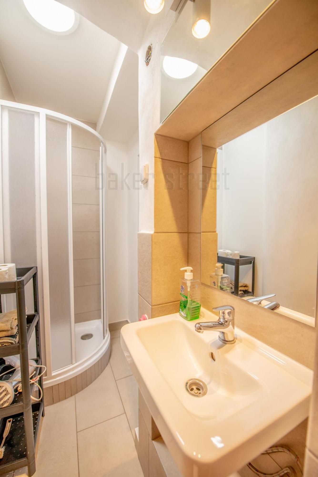 Cozy Close To Palmovka Lejlighed *