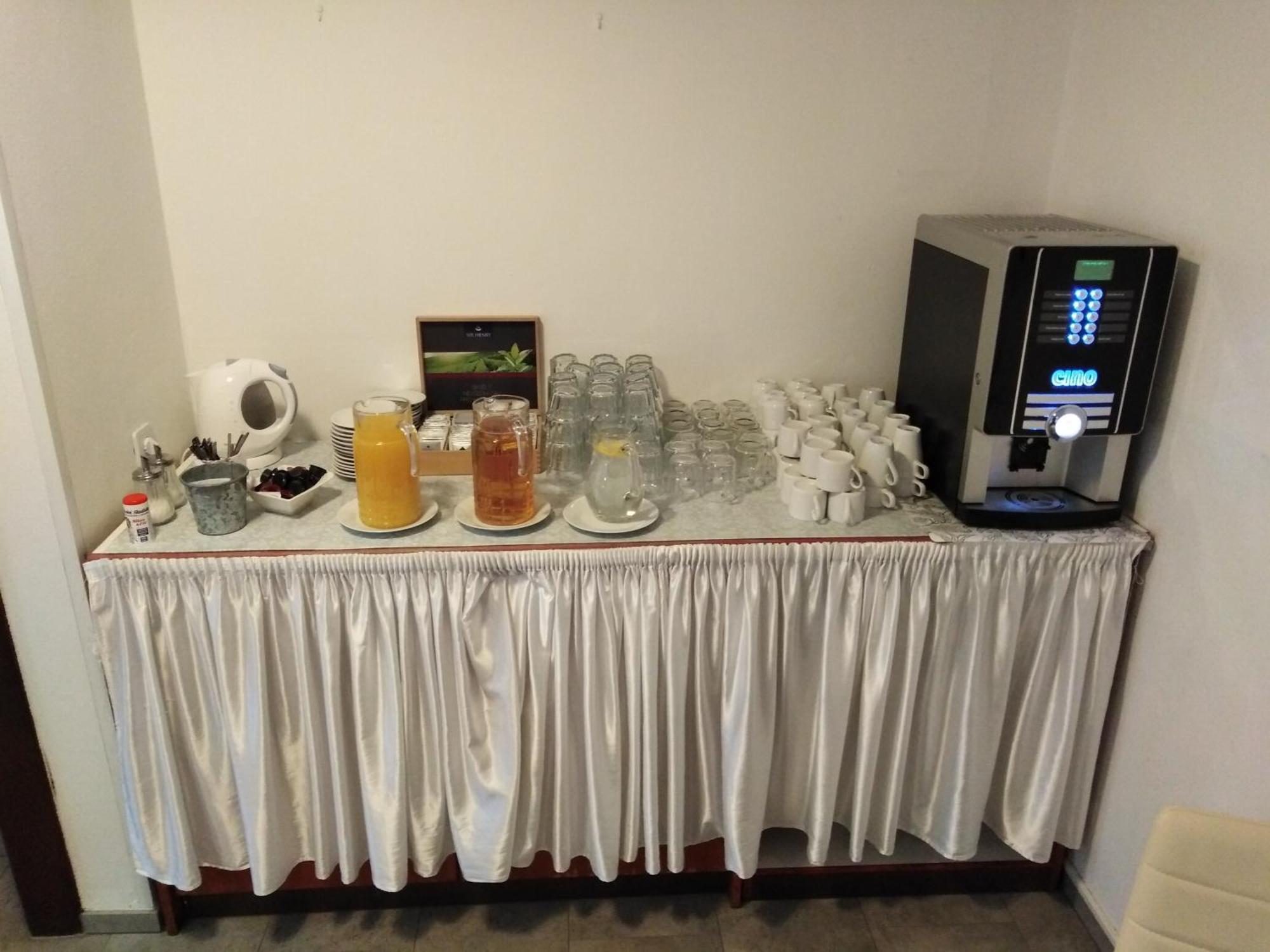 Svornost Hotell Prag