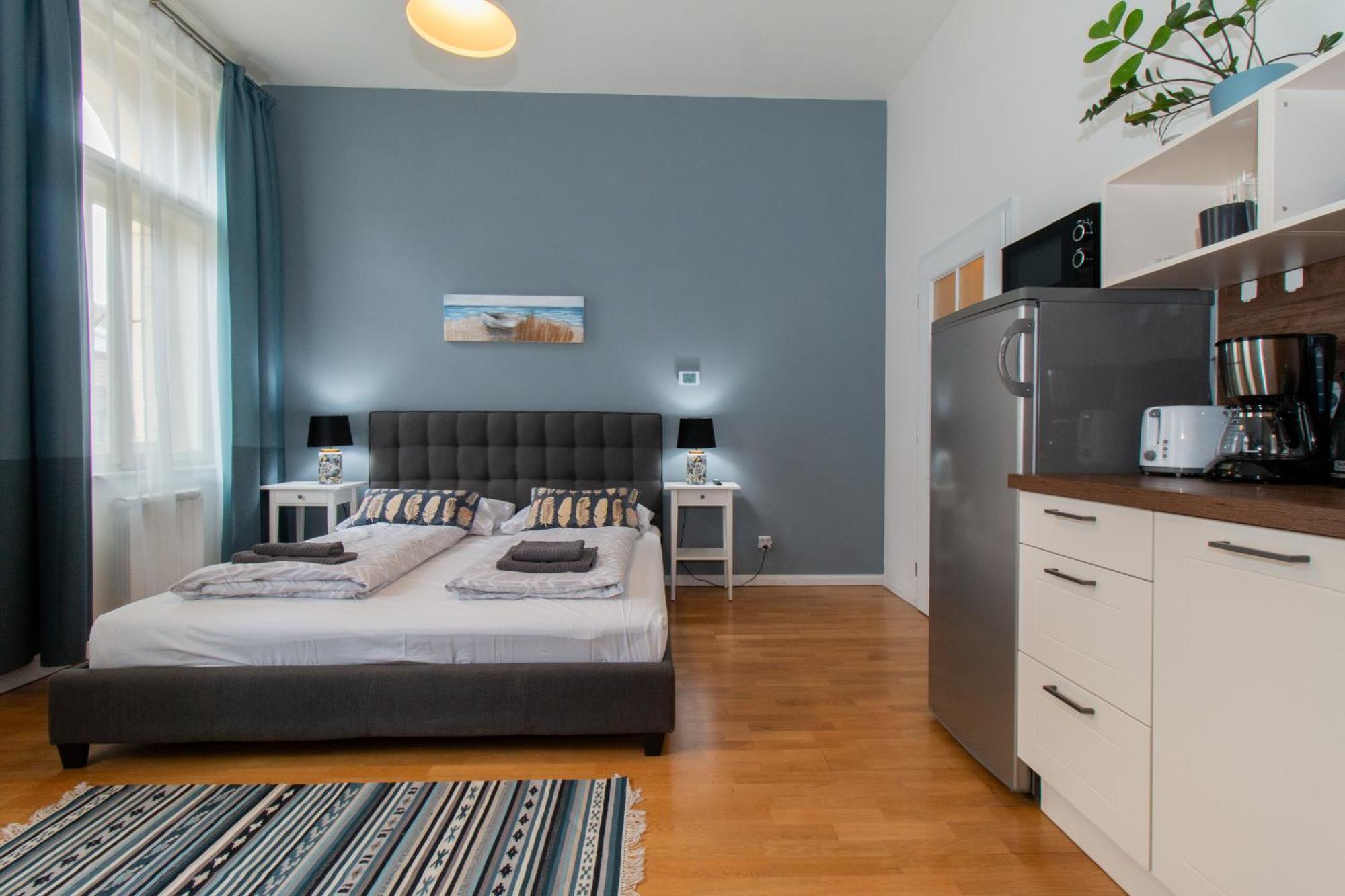 Stepanska Apartmeet *
