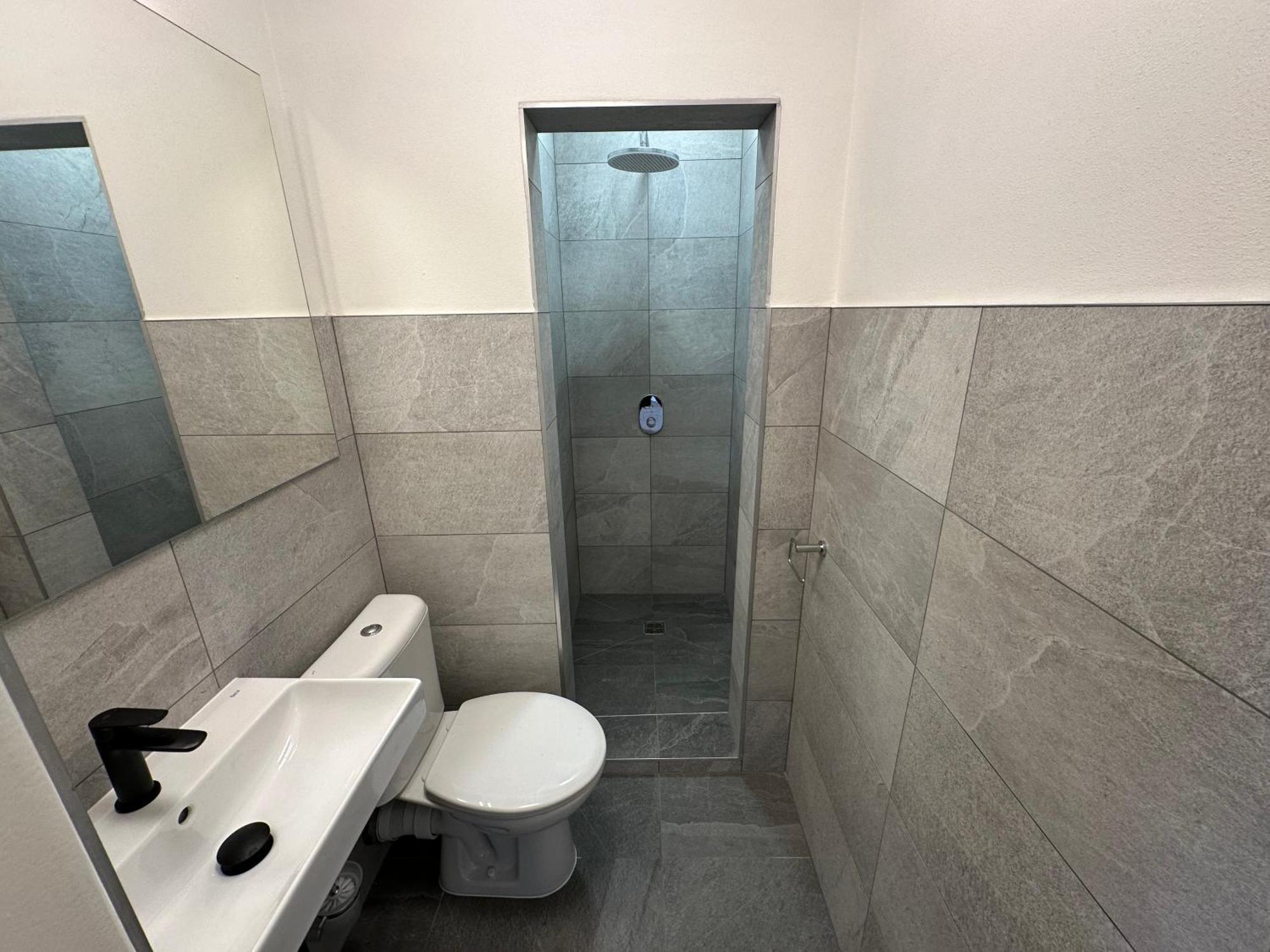 Hostel Onefam Arbes Praha