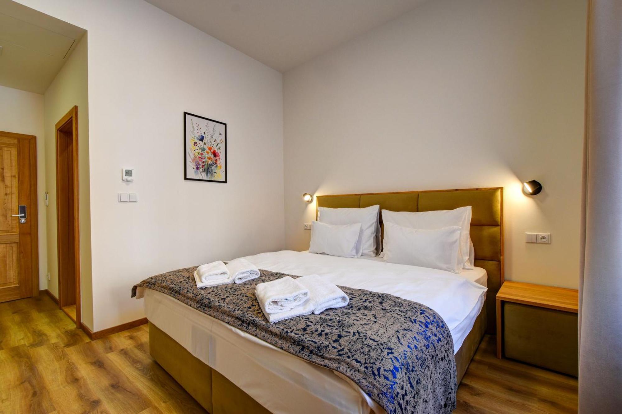 Hotel Karlova 4*