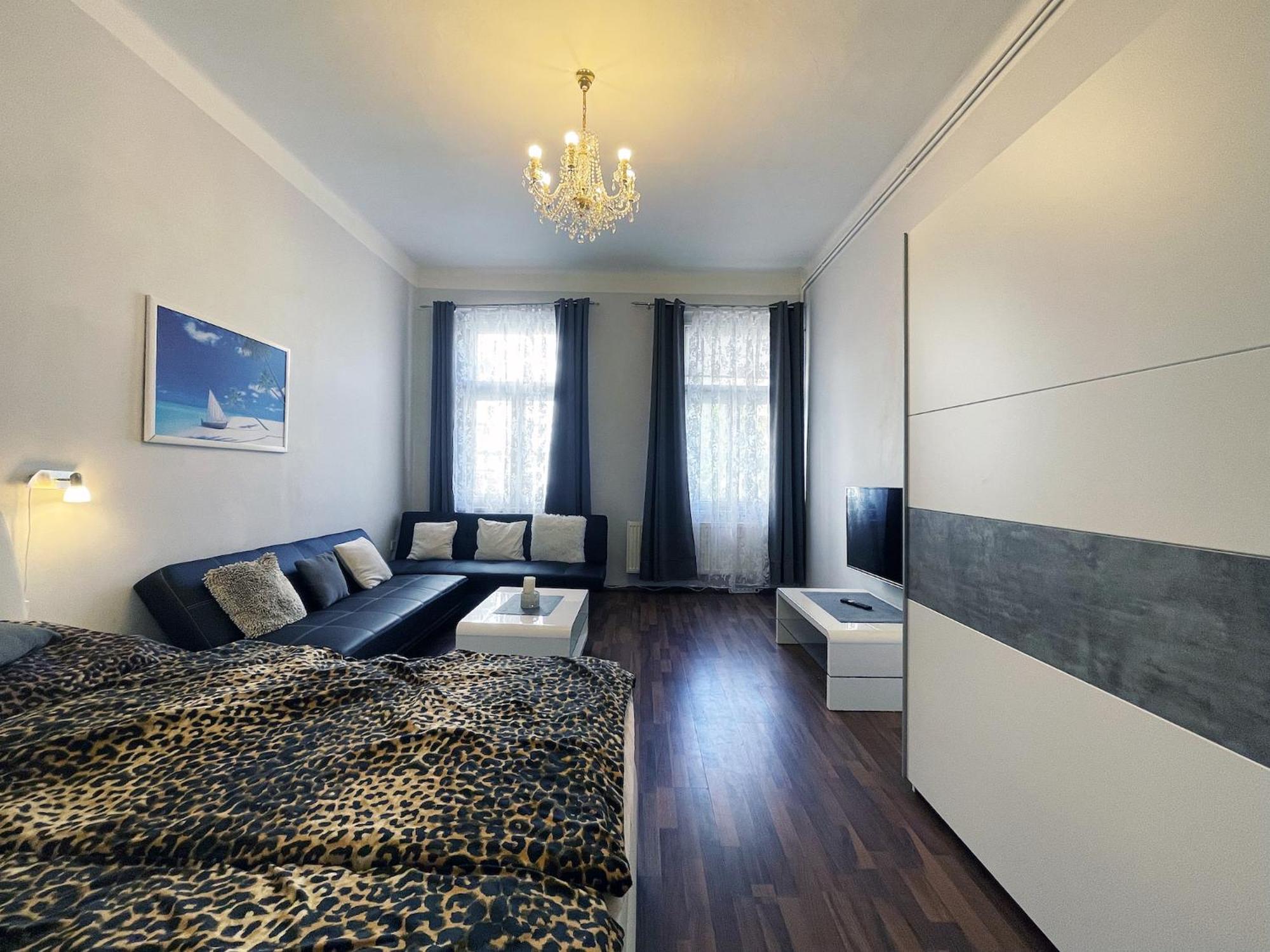 Exclusive Apartment *