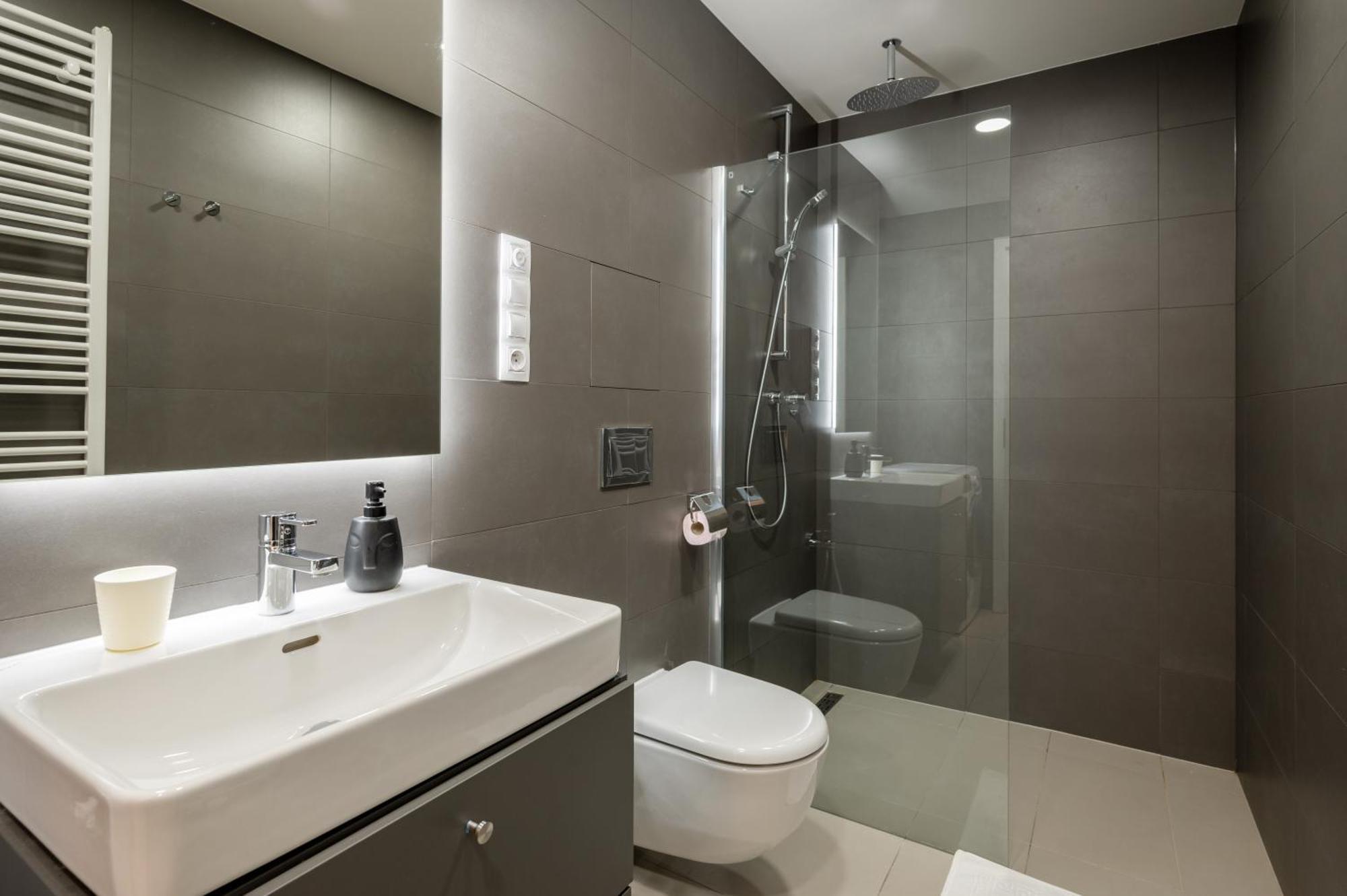 New-built Golden Luxury With Balcony Prag
