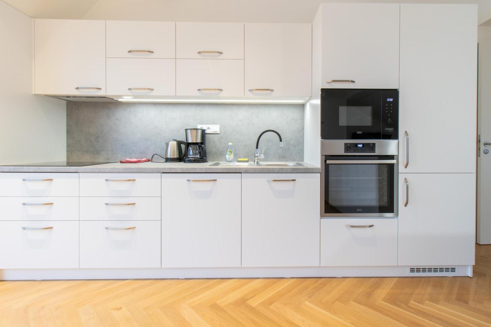 Seifertova Apartment *