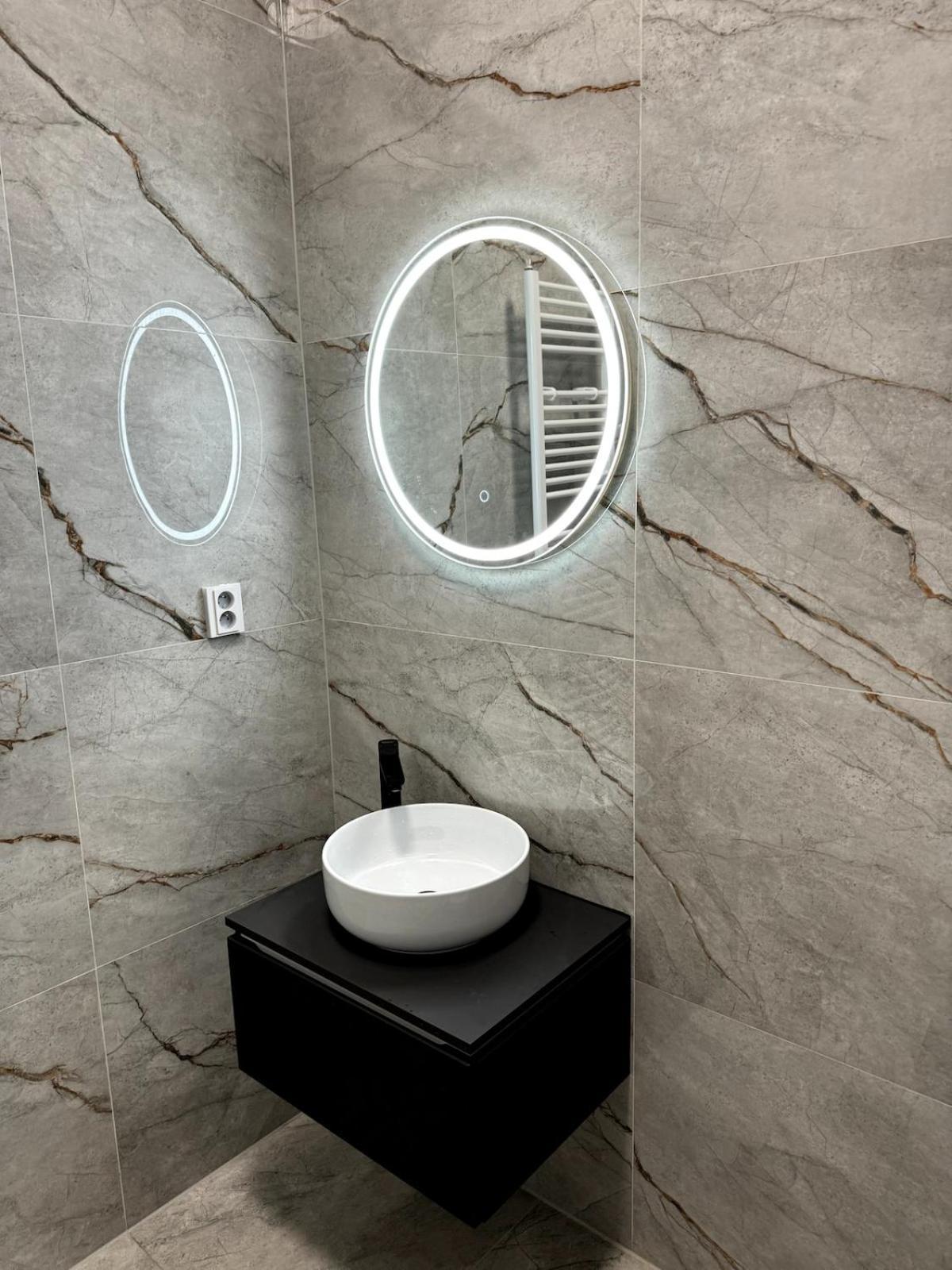 Lejlighed Mystical 2-bed In Heart Of