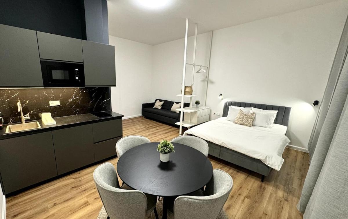 Mystical 2-bed In Heart Of Lejlighed *