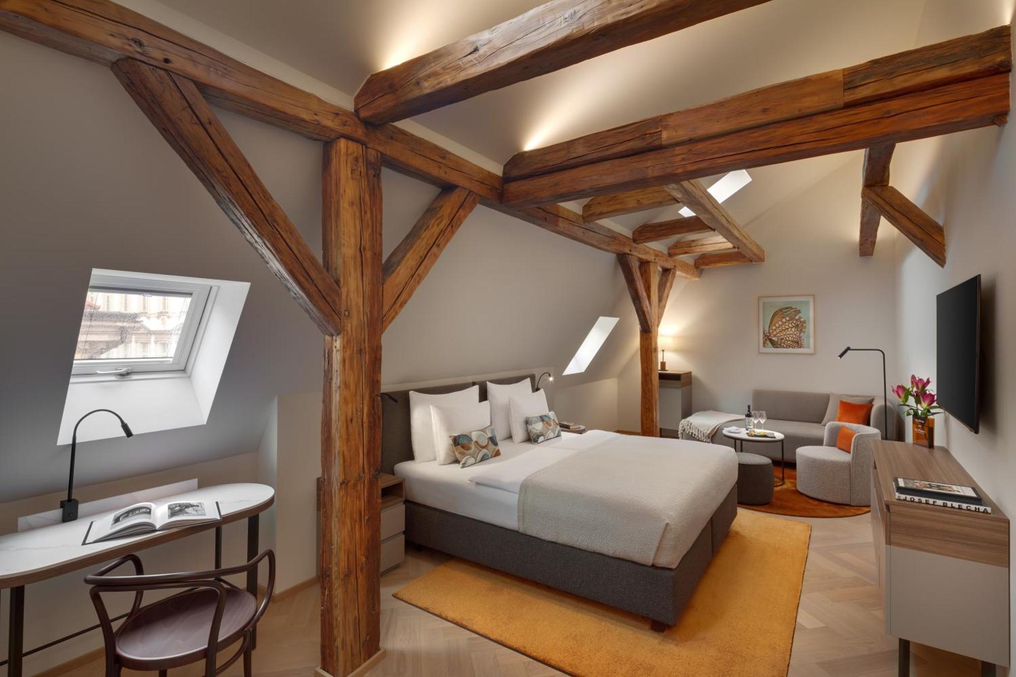 Bookquet Hotel 5*