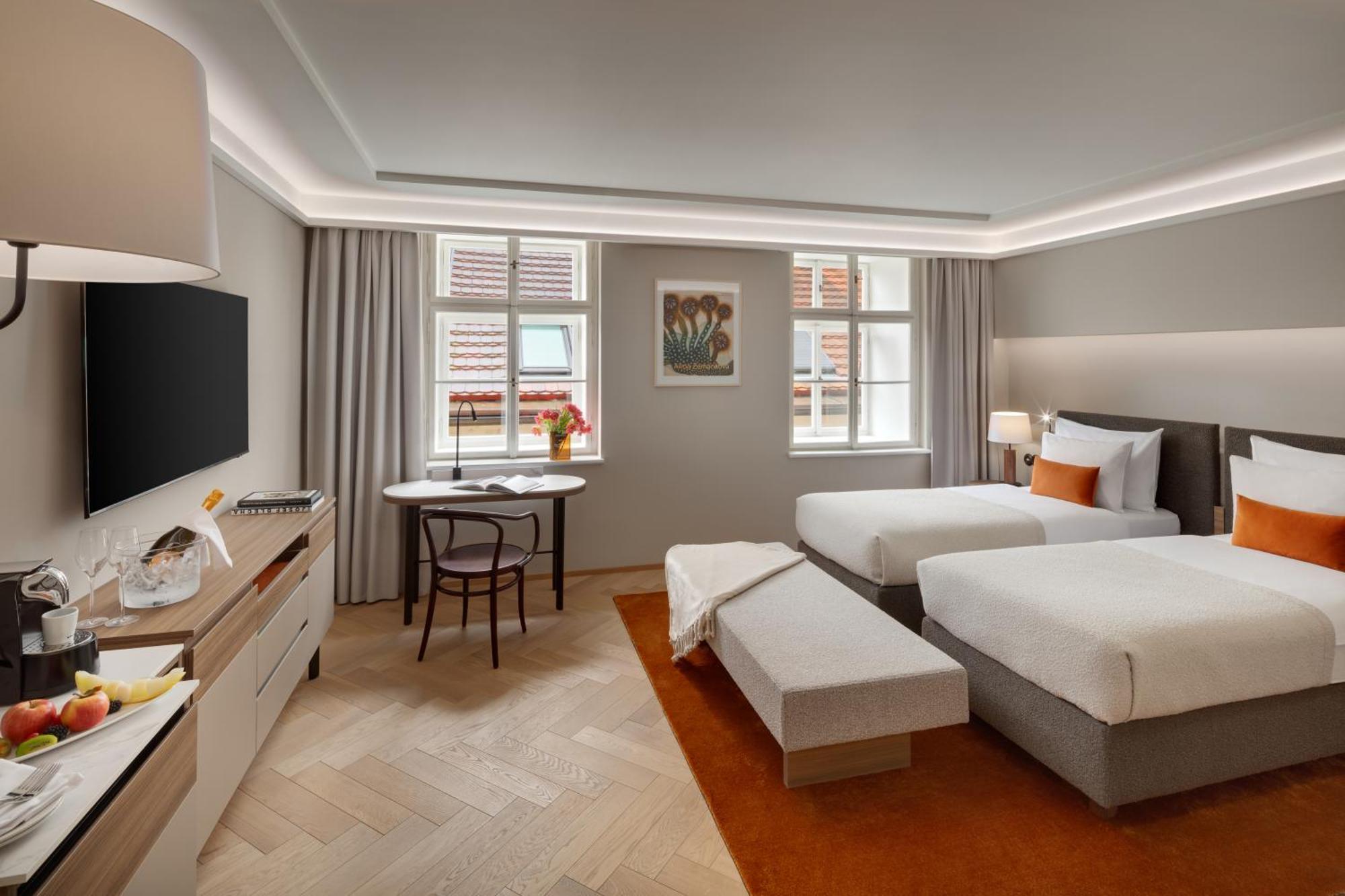 Hotel Bookquet