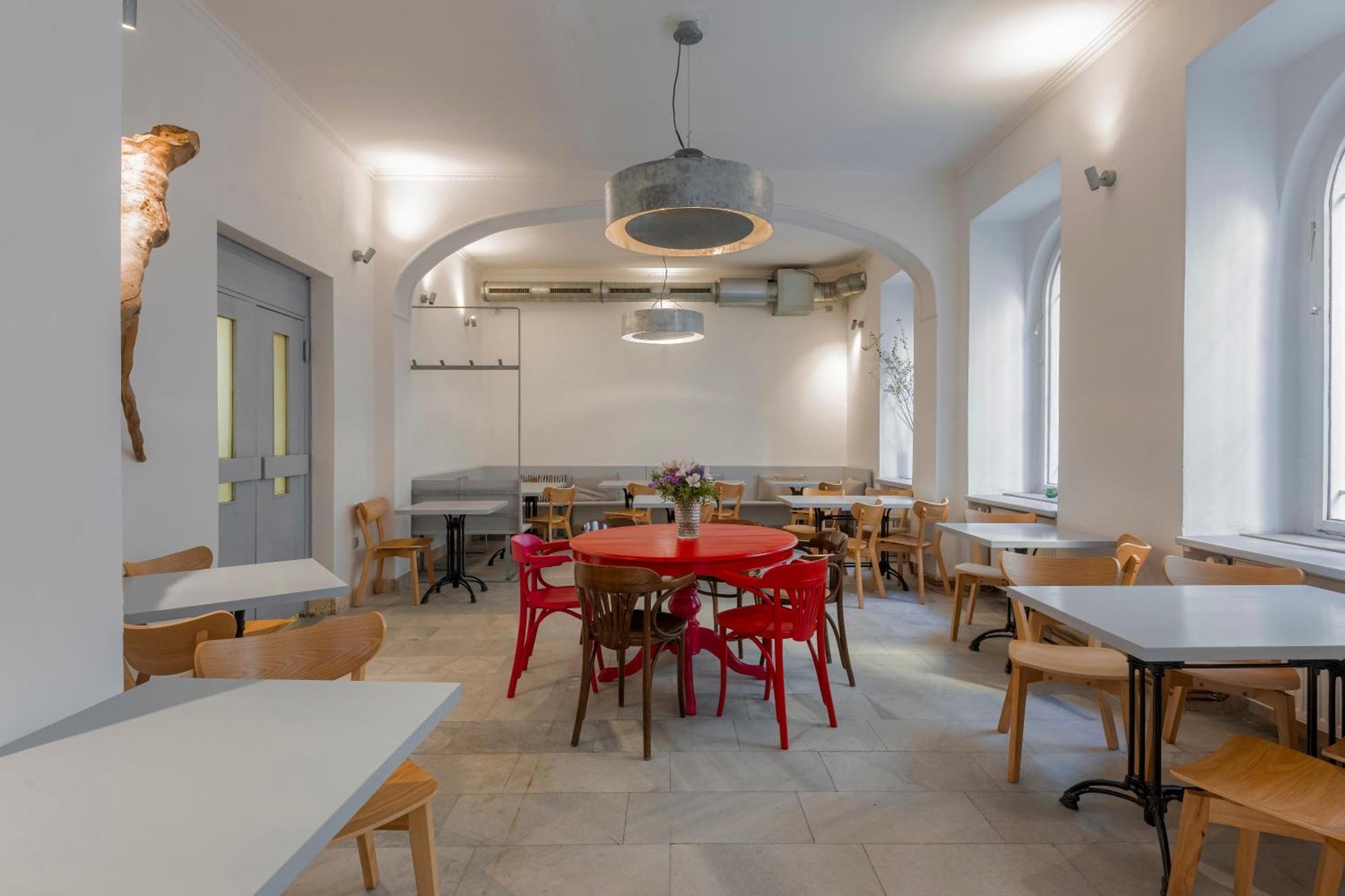 Koruna Hotell 3*