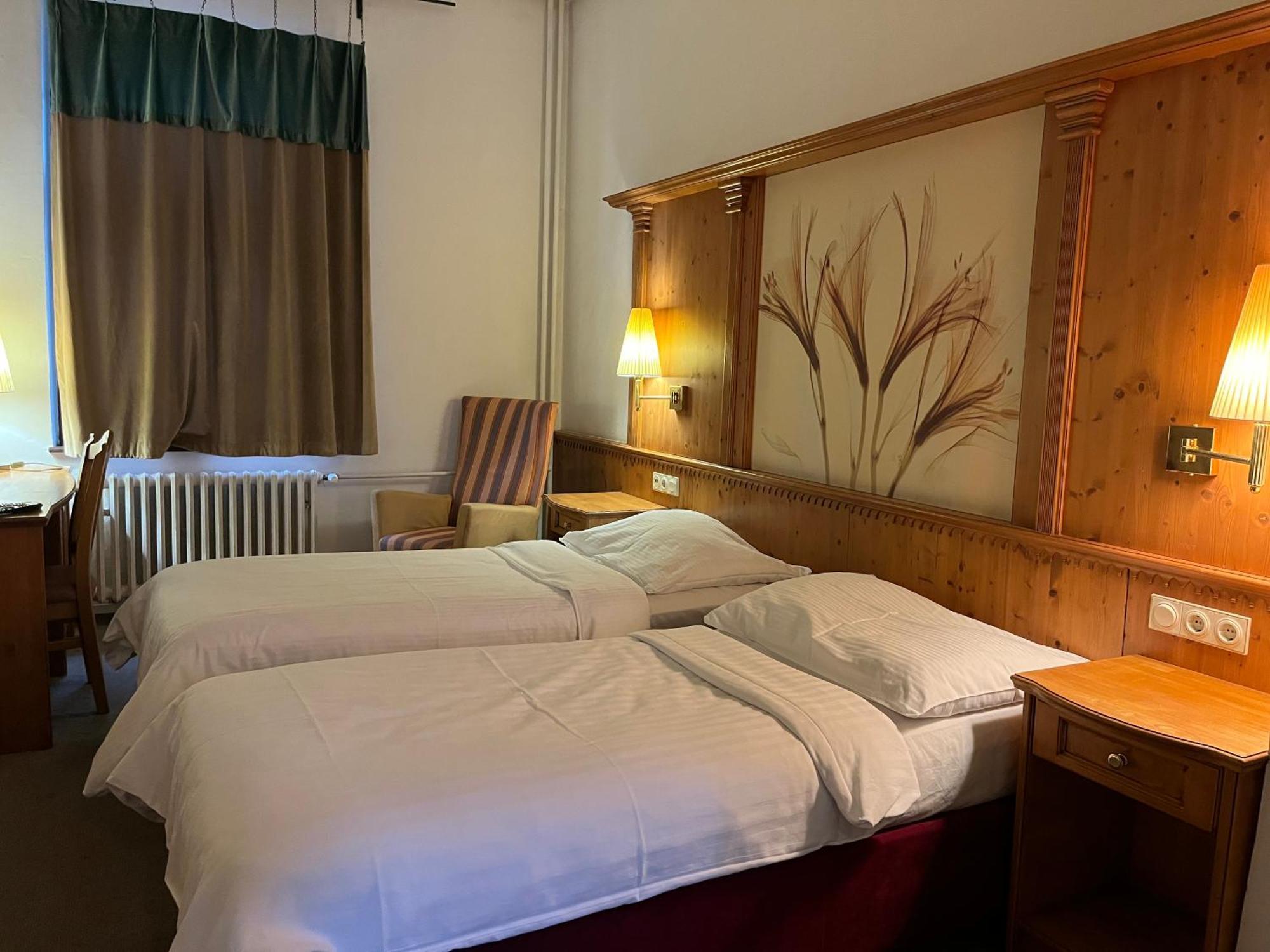 Branik Hotel 3*