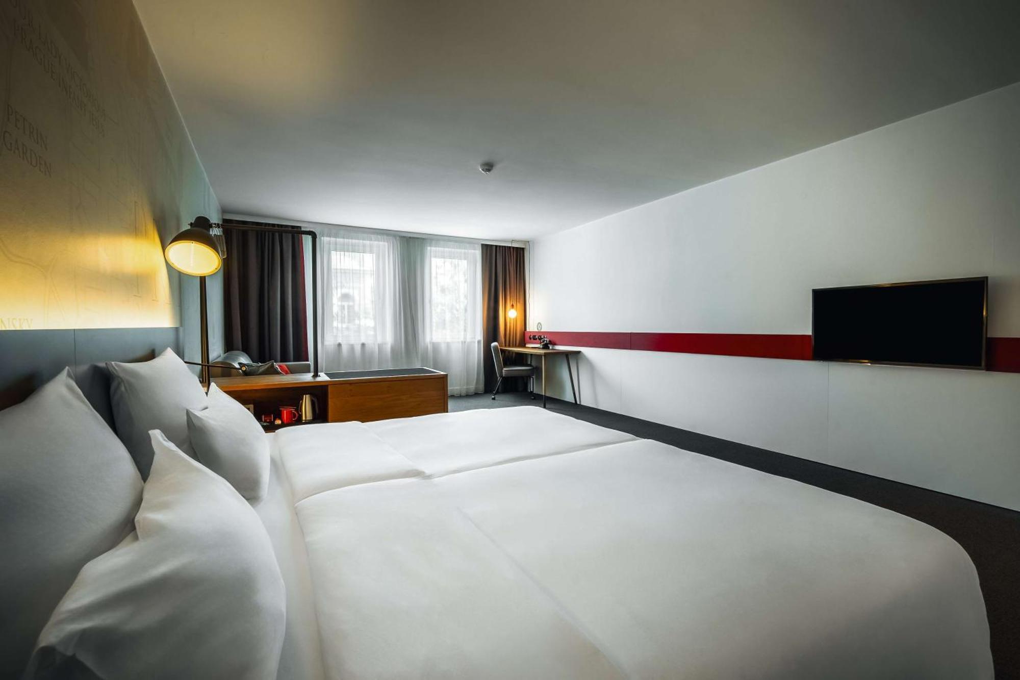 Pentahotel Hotel