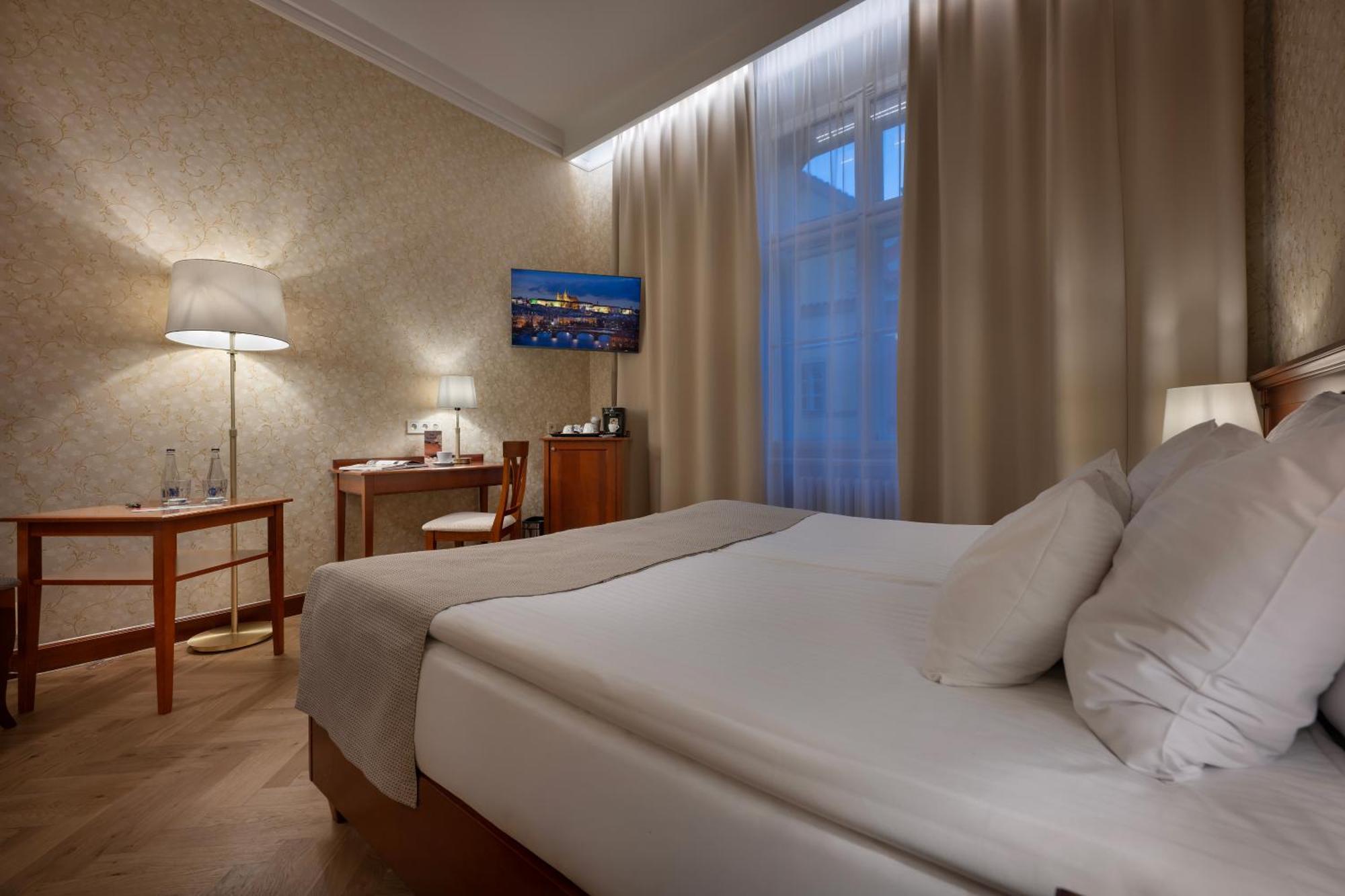 Rott 4* Prag