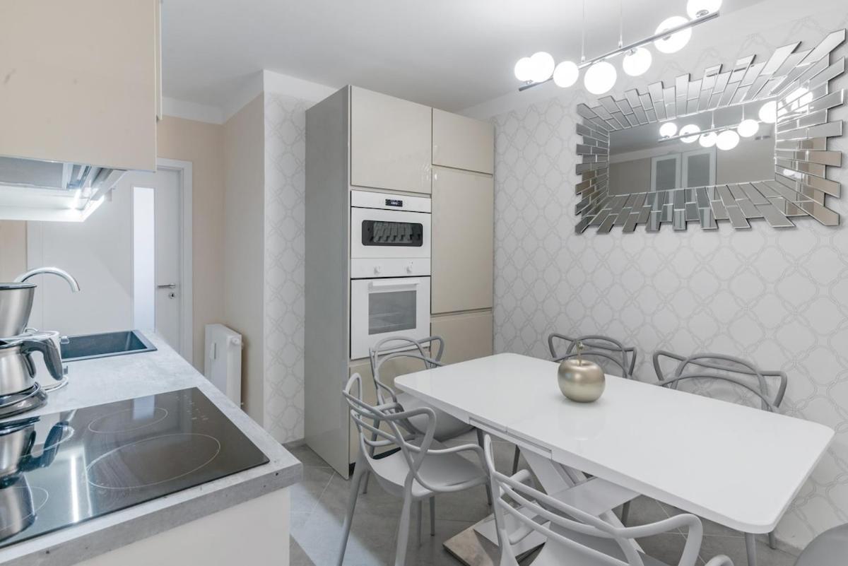 Pastel Art Deco 3bdr Ruterra Lägenhet *