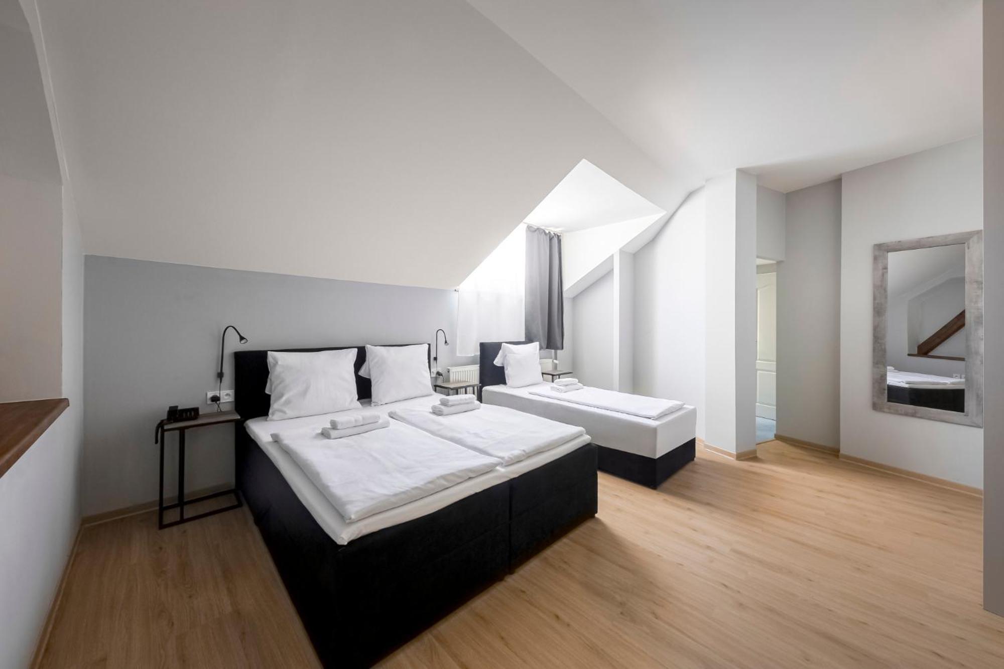 Hotell Koruna 3*