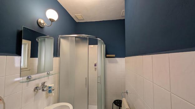 Flat In Zizkov With Free Underground Parking -501- Prag
