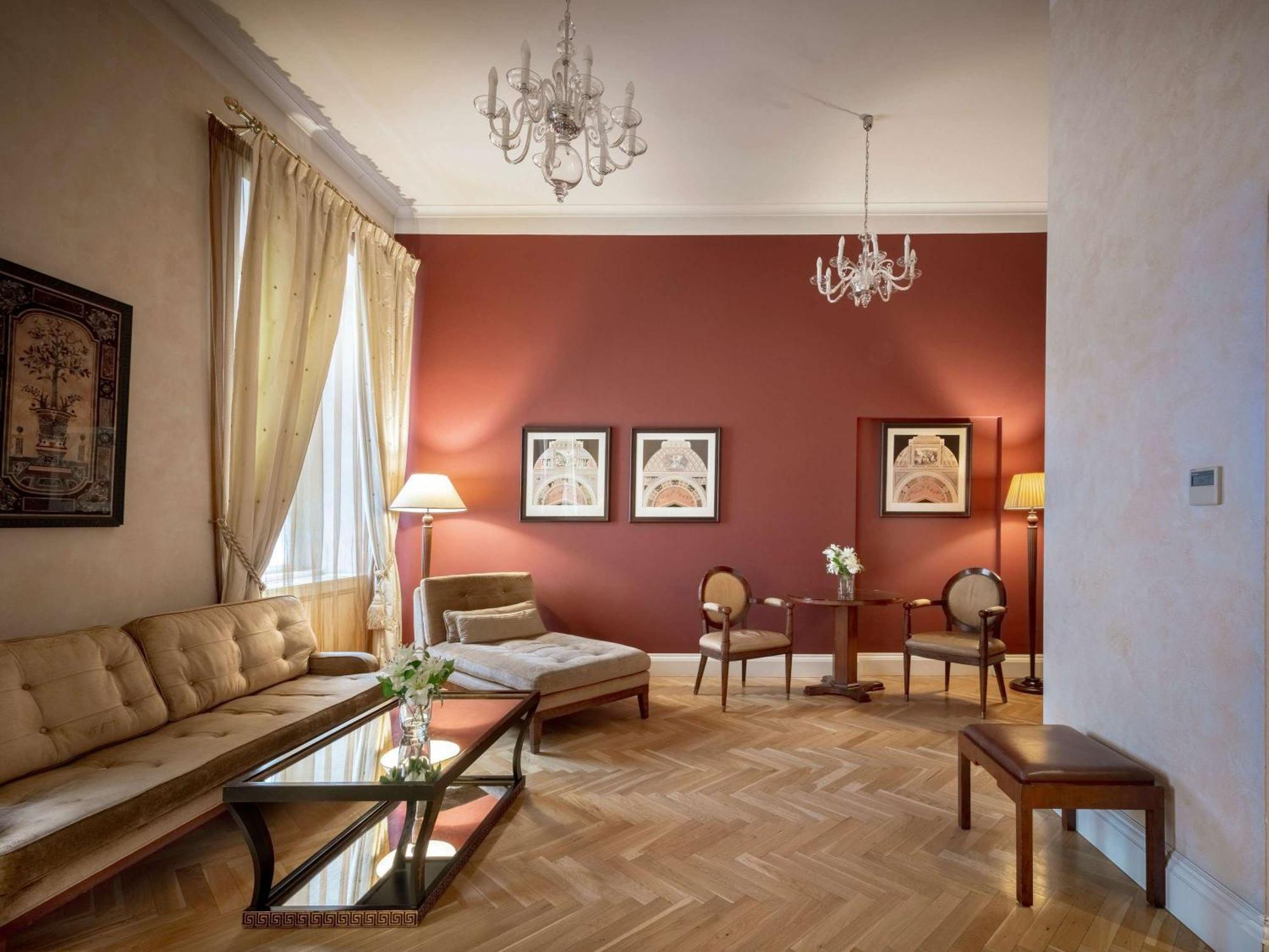 Hotell The Mozart 5*