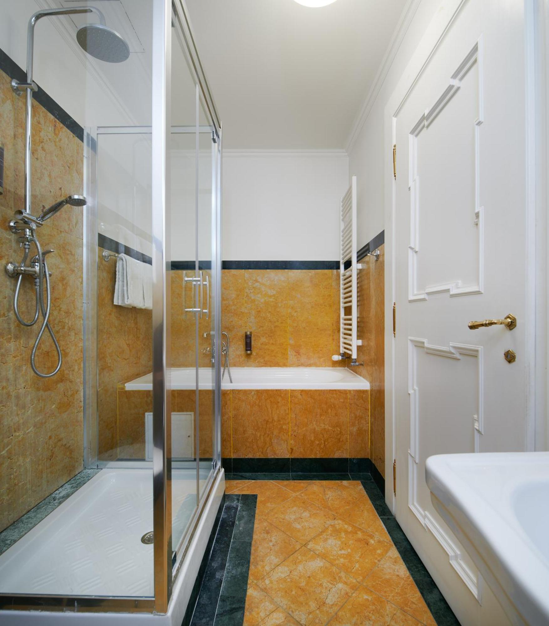 Hotell Charles Bridge Palace 4*
