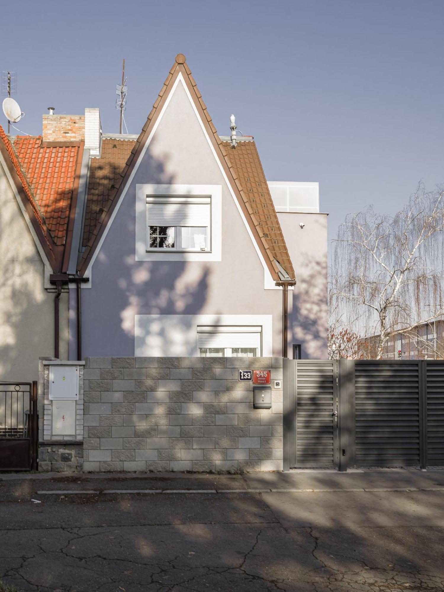 Spacious 4-story With Sauna & Garden Feriehus Prag