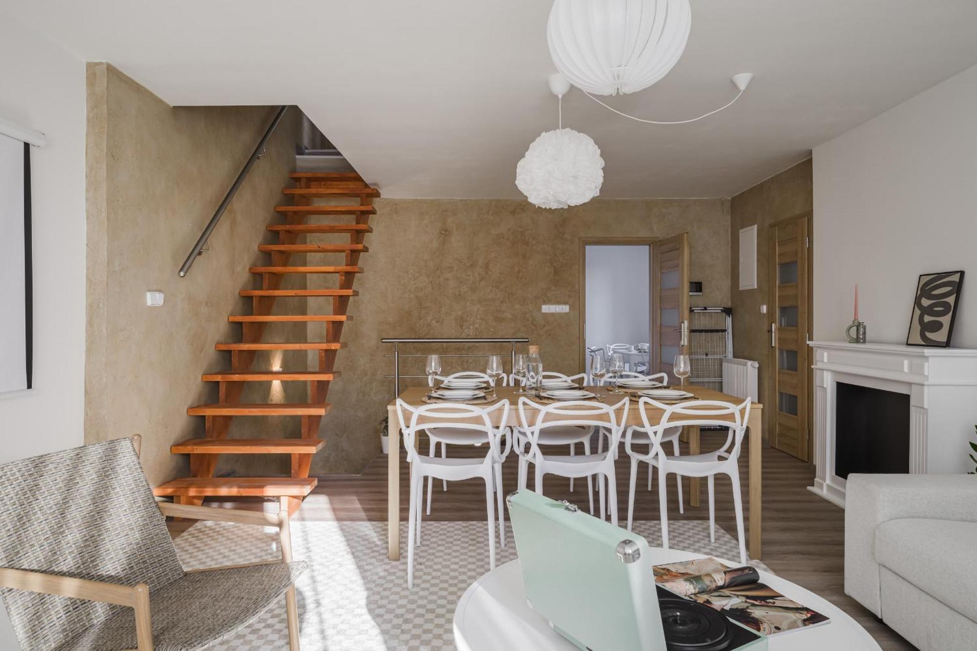 Spacious 4-story With Sauna & Garden Feriehus