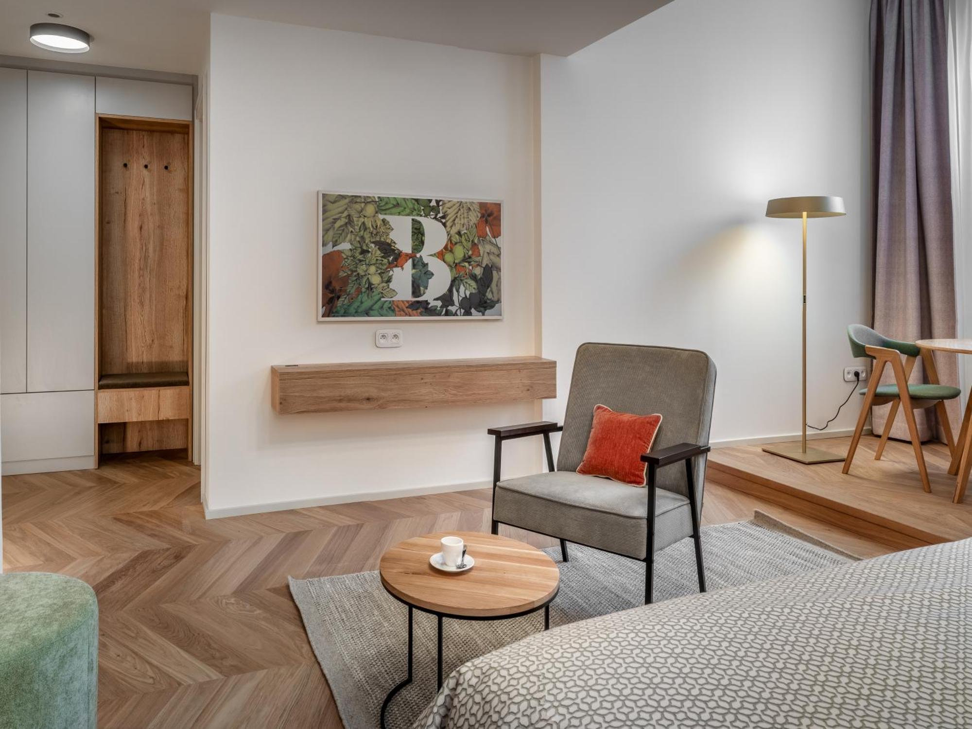 Aparthotel The Botanist 4*