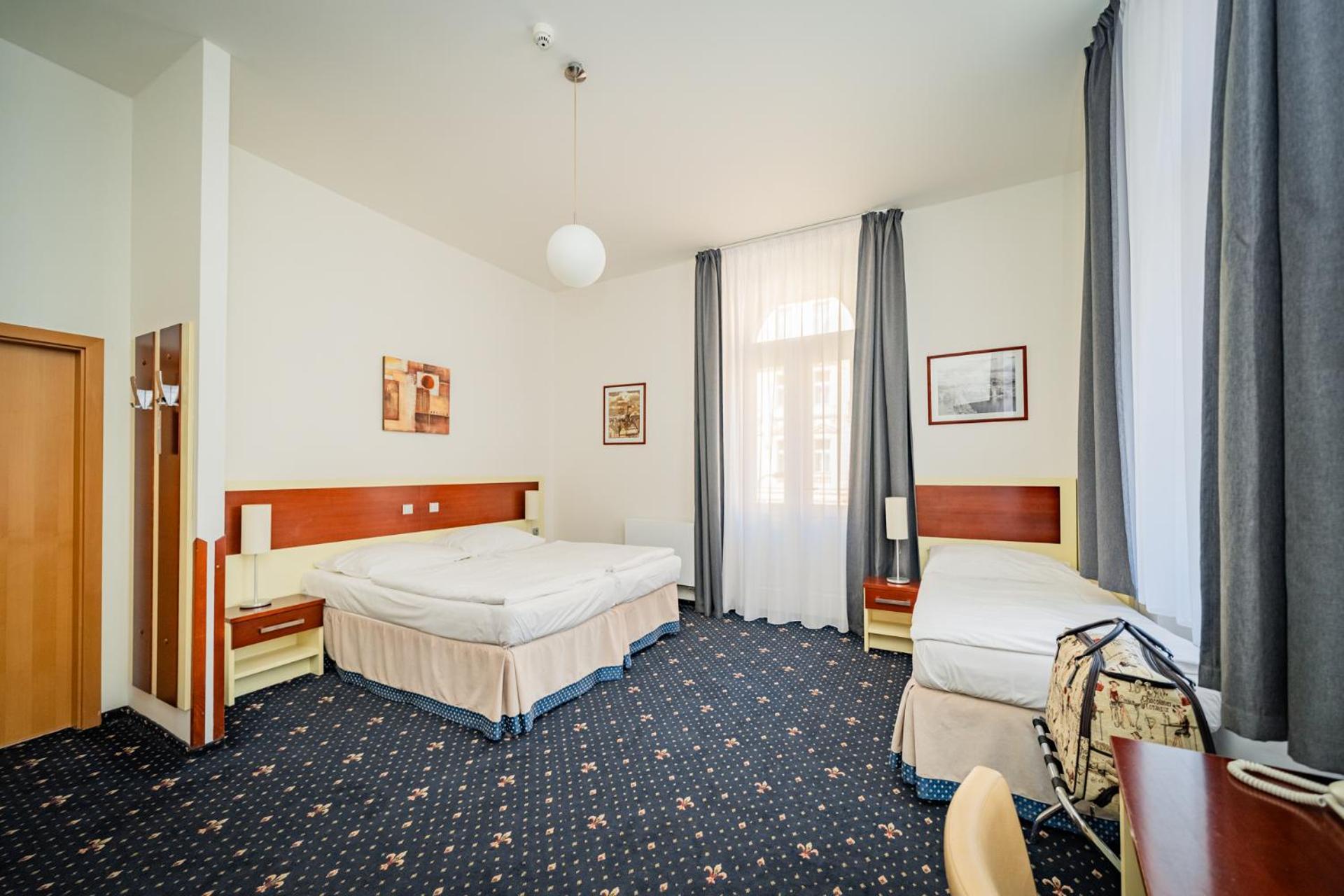 Atos Hotell